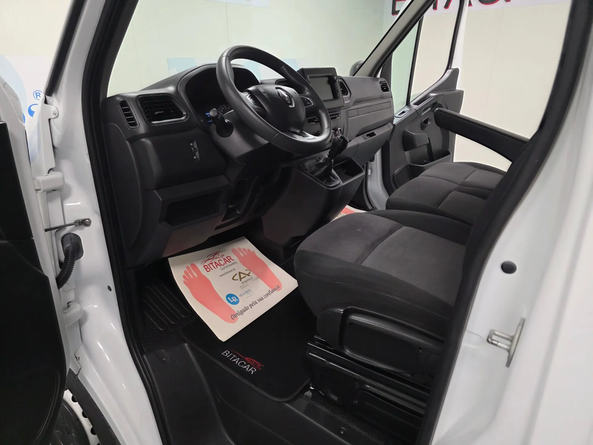Renault Master L2H2 2.3 DCI 135CV GPS IVA DEDUTIVEL 57