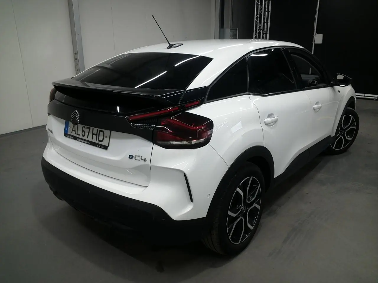 Citroën e-C4 SHINE 2