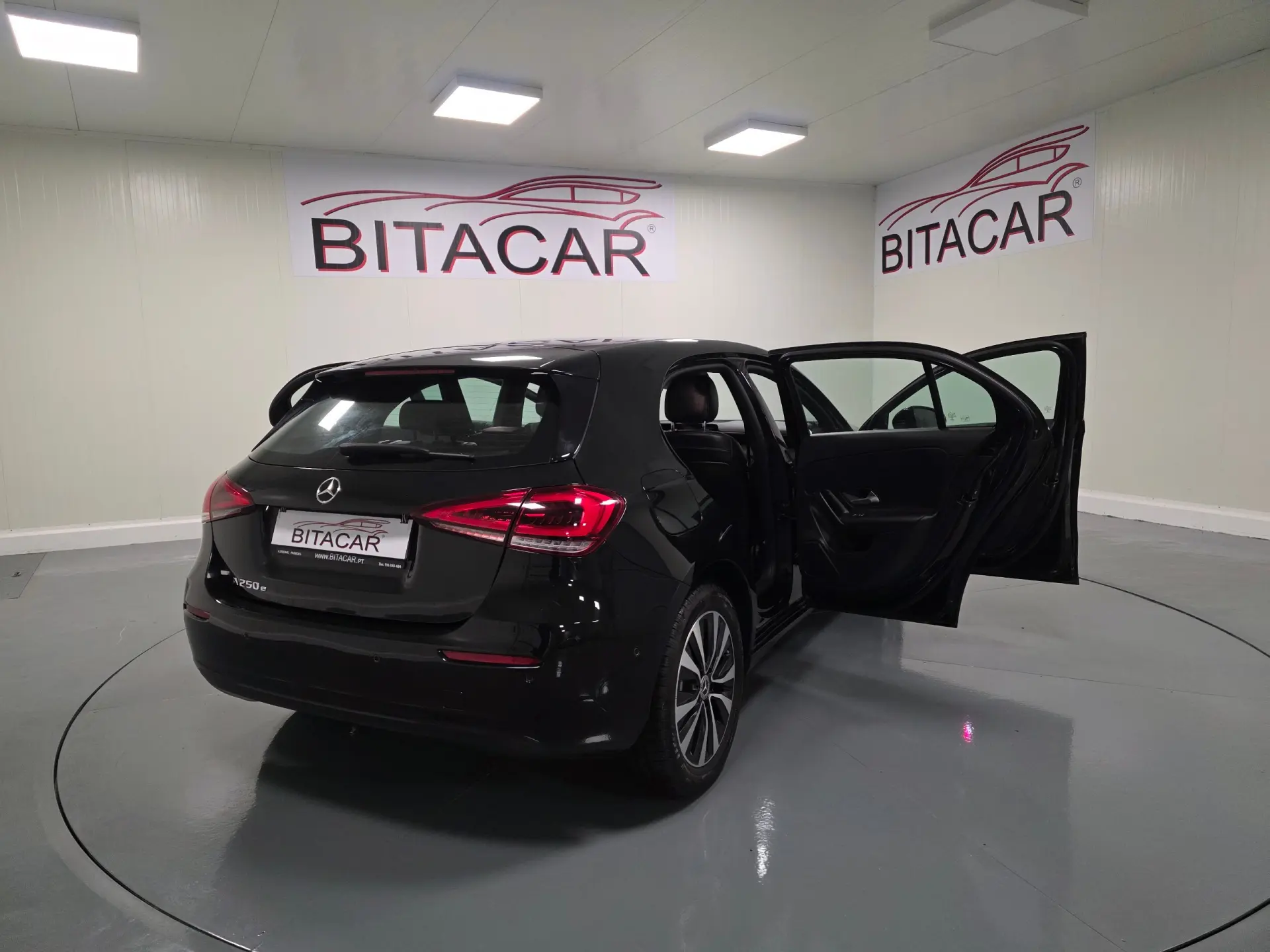 Mercedes-Benz A 250 e Style Plus 51