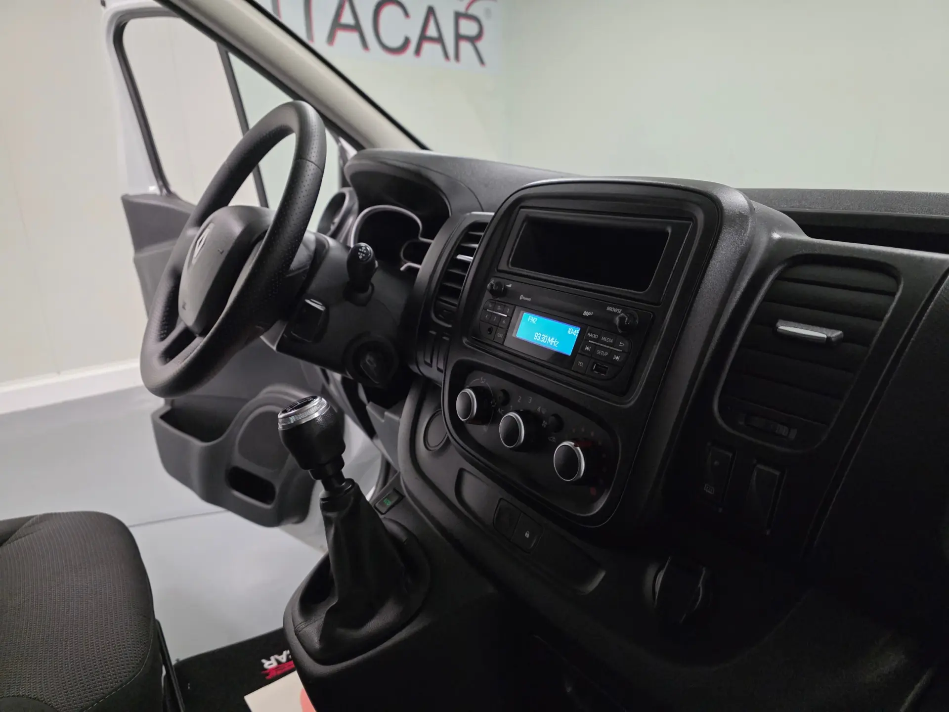 Renault Trafic 2.0 DCI L1H1 120CV IVA DEDUTIVEL 48