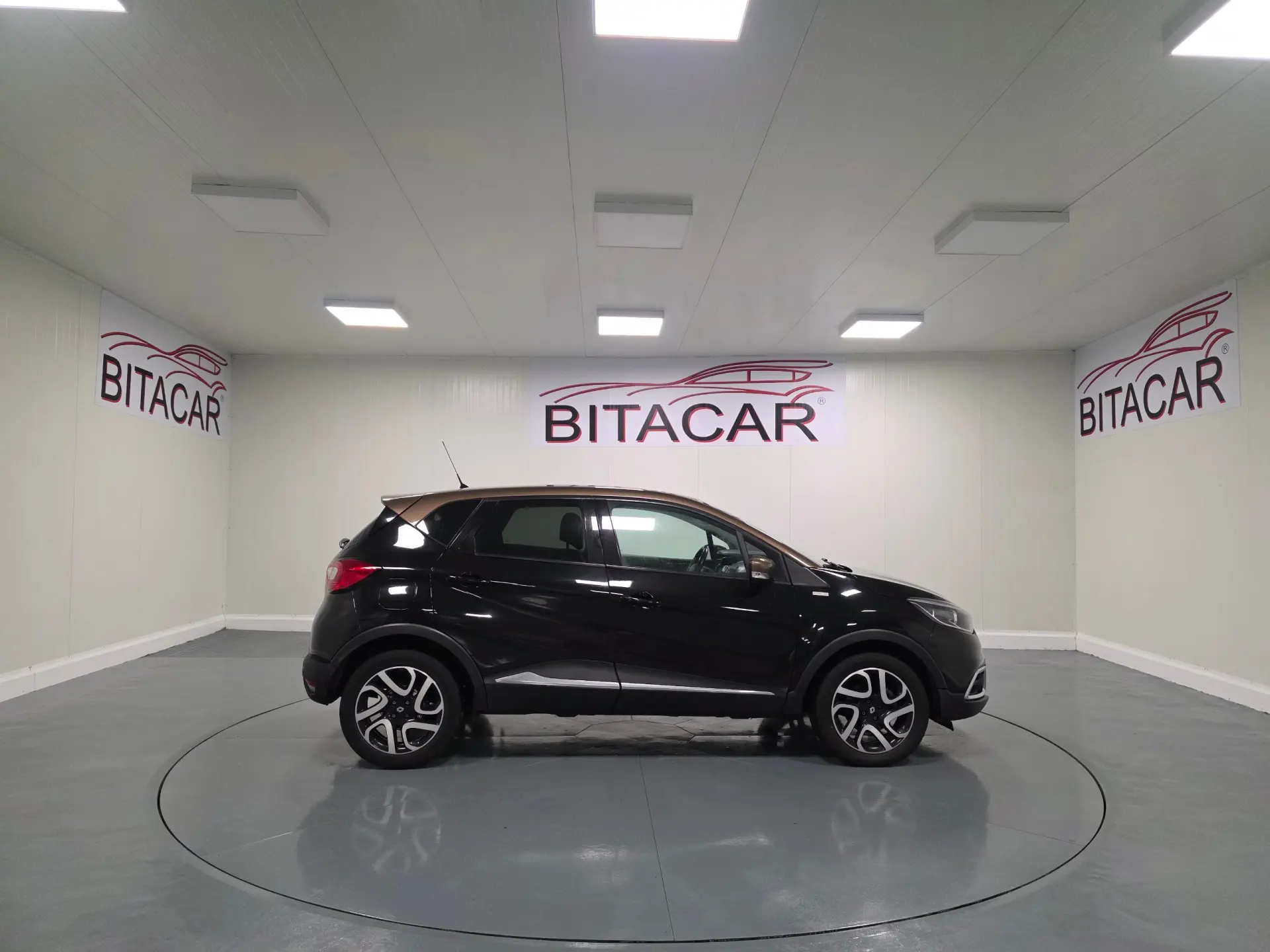 Renault Captur 1.5 dCi Exclusive 46