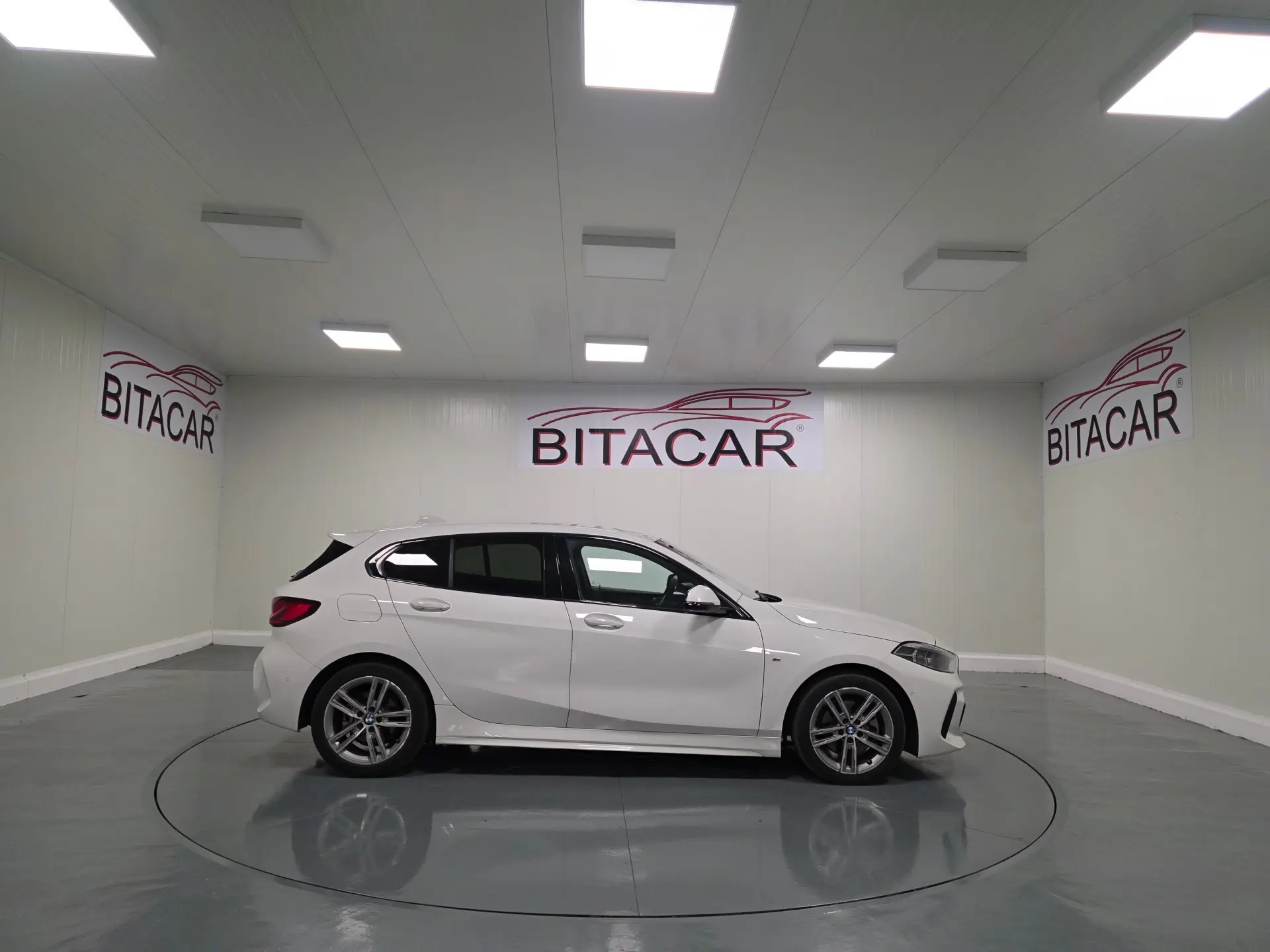 BMW 116 D PACK M AUTO 42