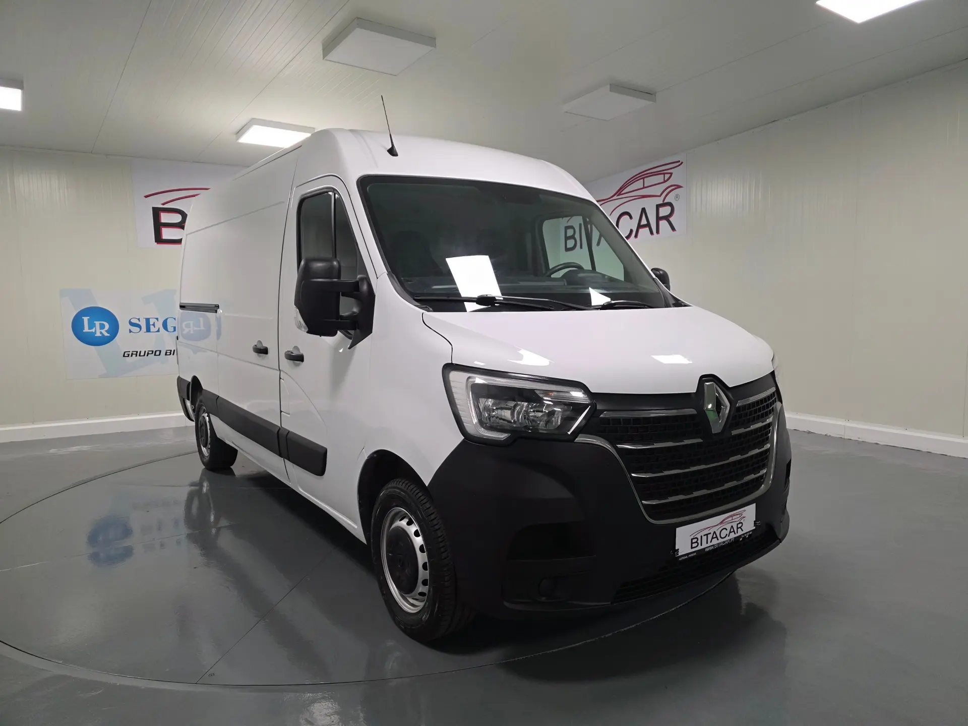 Renault Master L2H2 2.3 DCI 135CV GPS IVA DEDUTIVEL 1