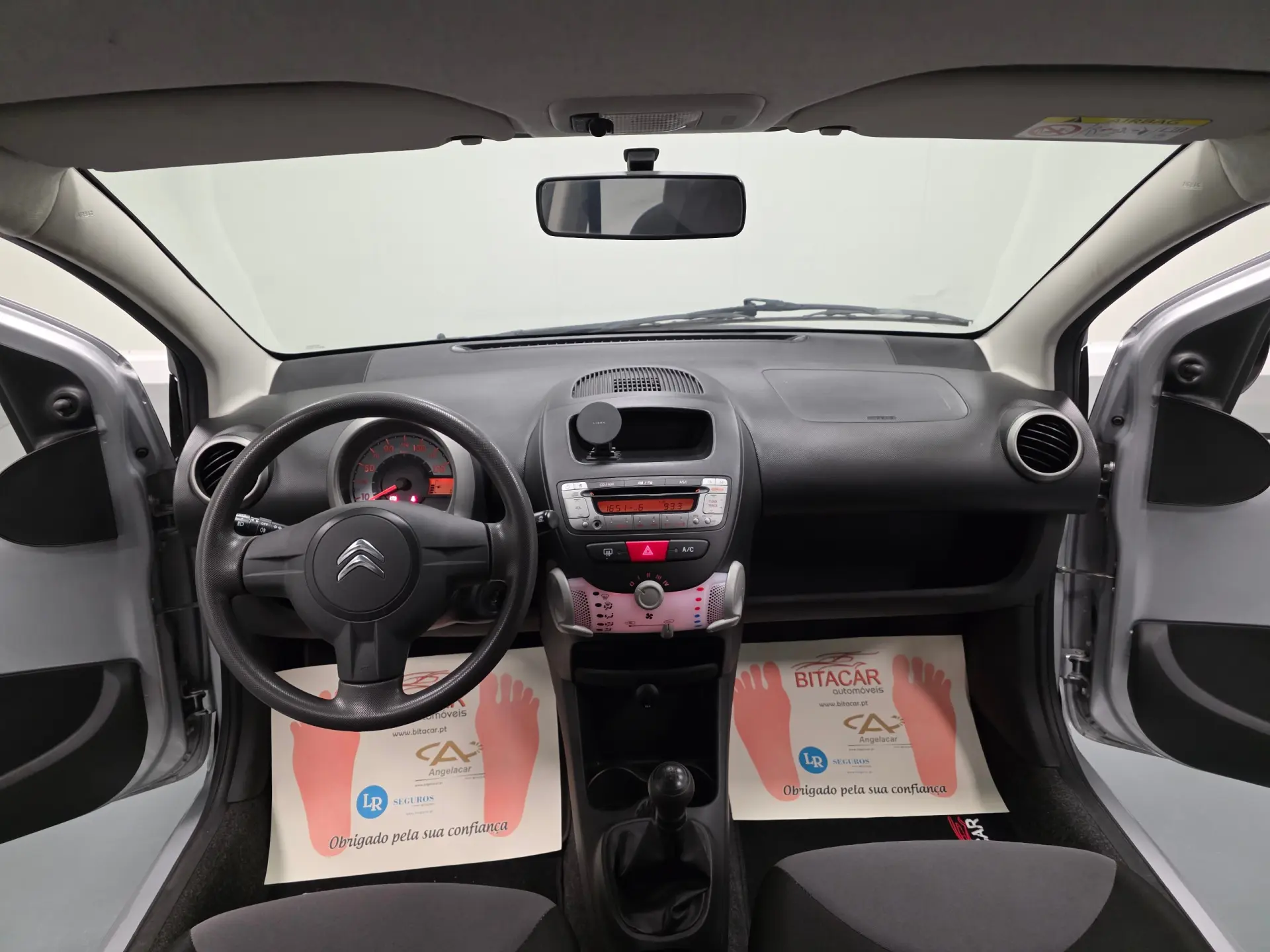 Citroen C1 1.0  Attraction 11