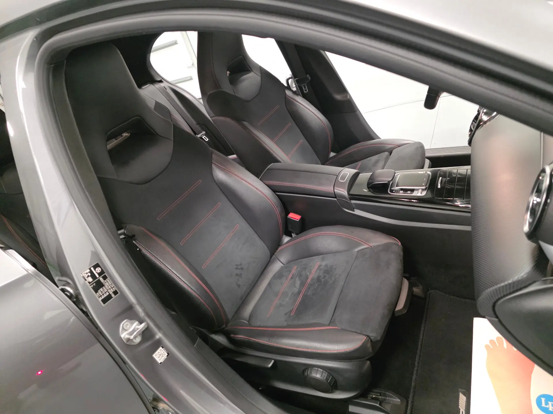Mercedes-Benz A 180 d AMG Line Aut. 73