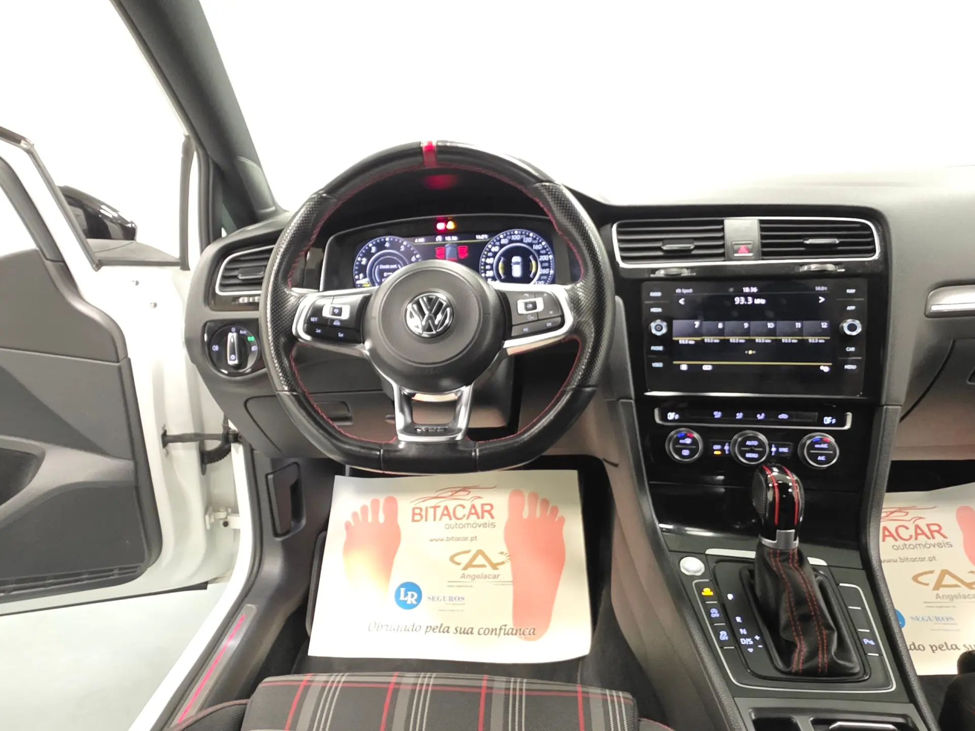 Volkswagen Golf 2.0 TSI GTI DSG Performance 106