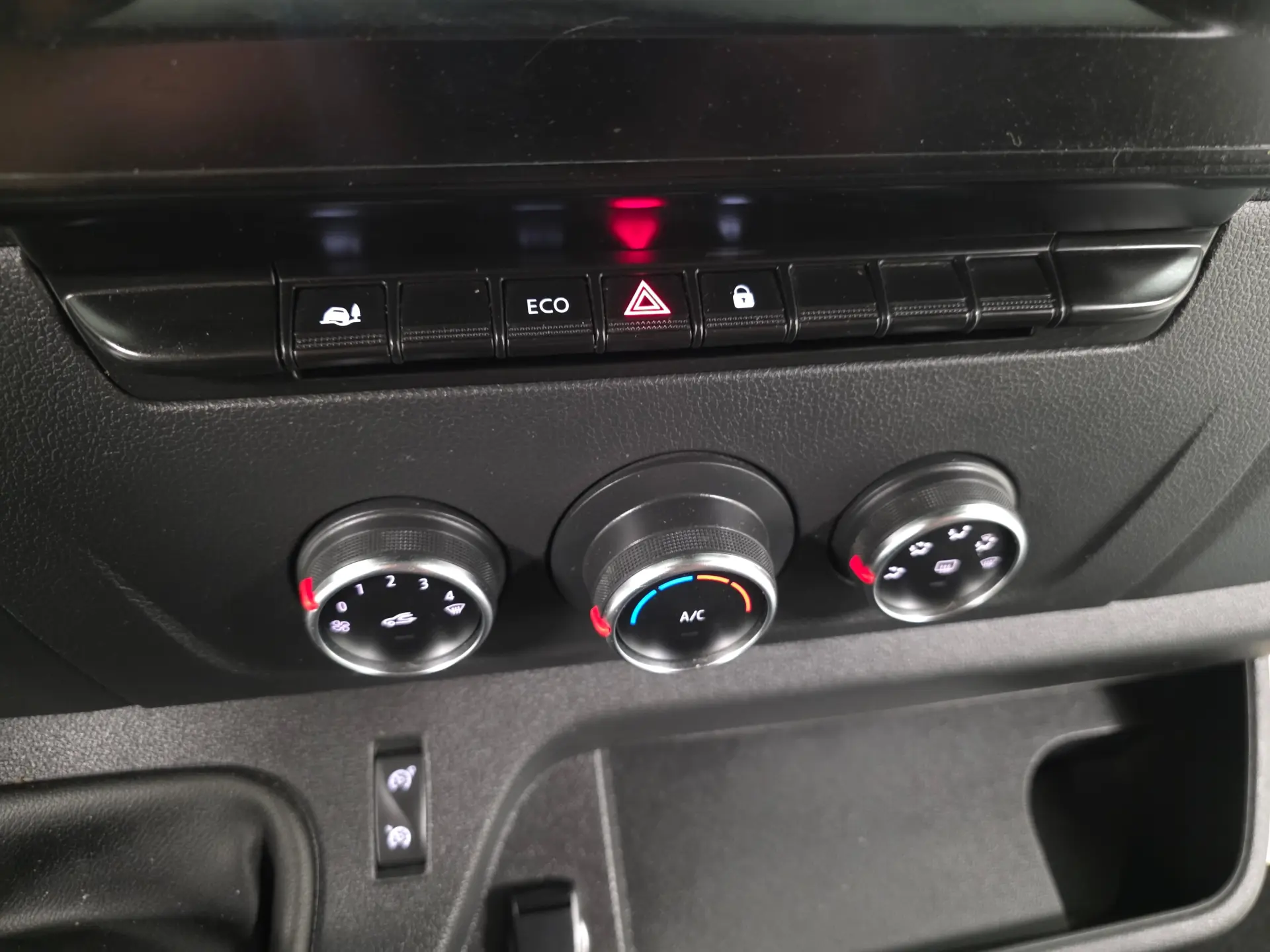 Renault Master L2H2 2.3 DCI 135CV GPS IVA DEDUTIVEL 74