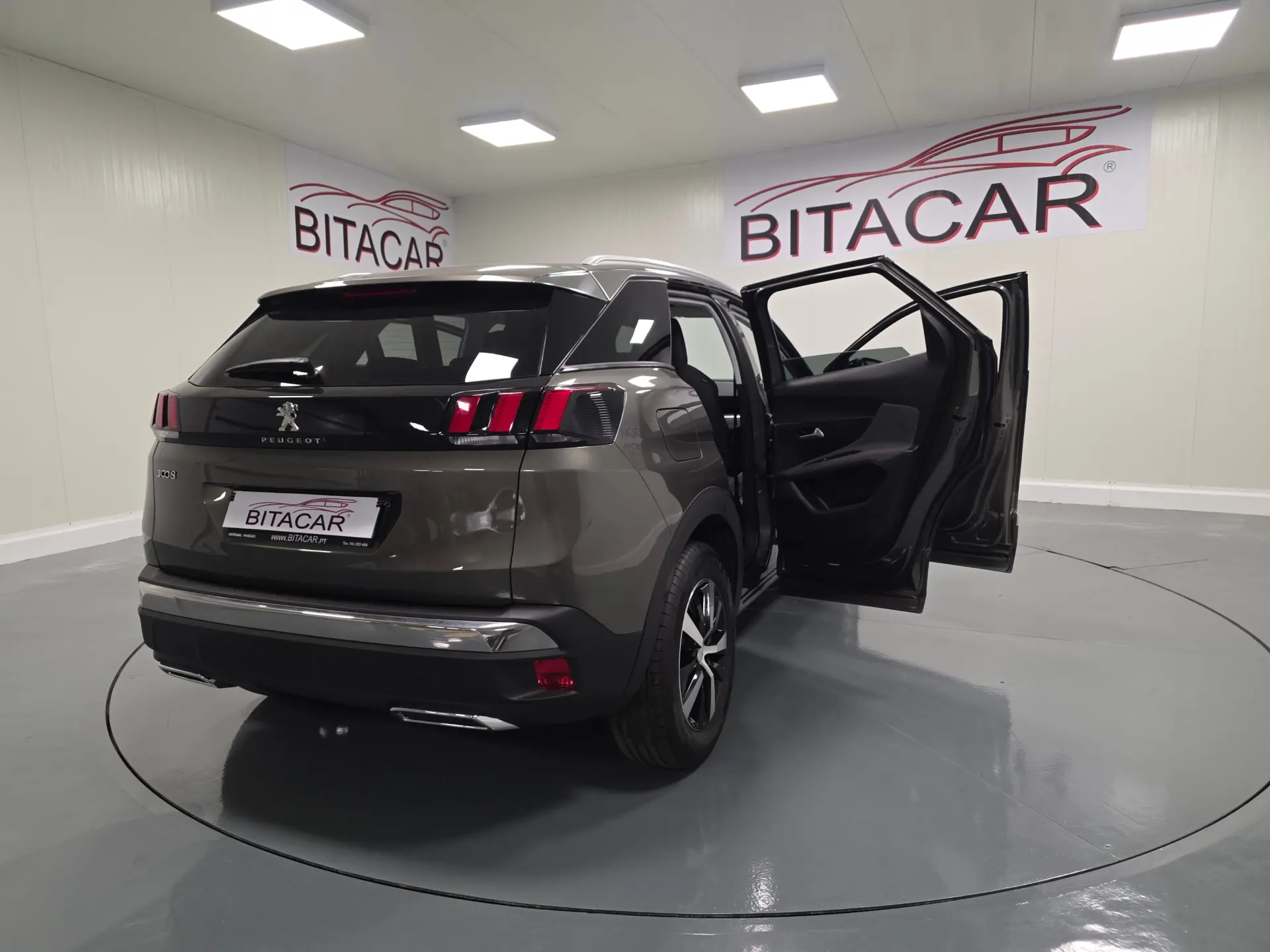 Peugeot 3008 1.5 BLUEHDI ACTIVE 66