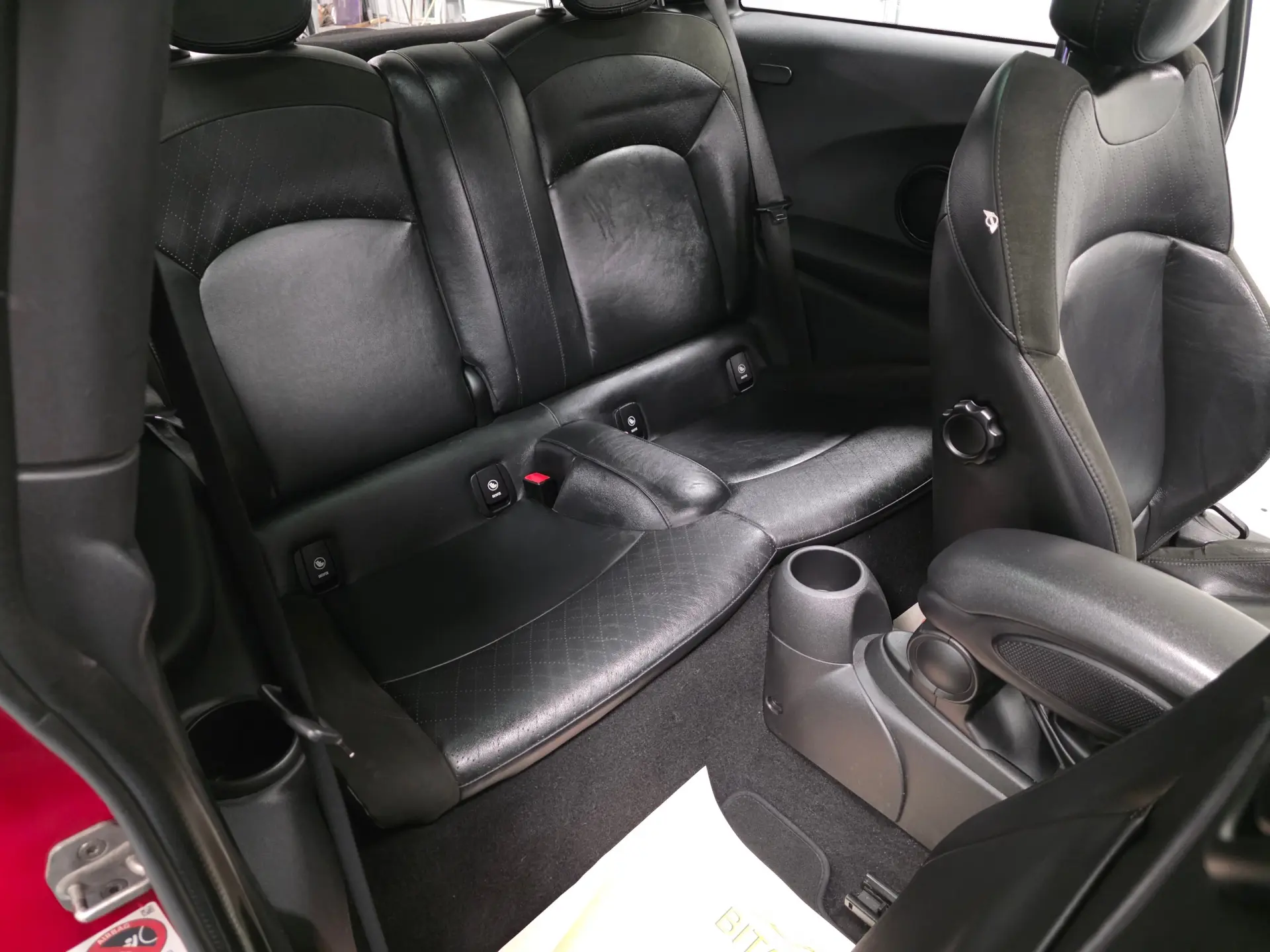 MINI 3 Portas Cooper D 51