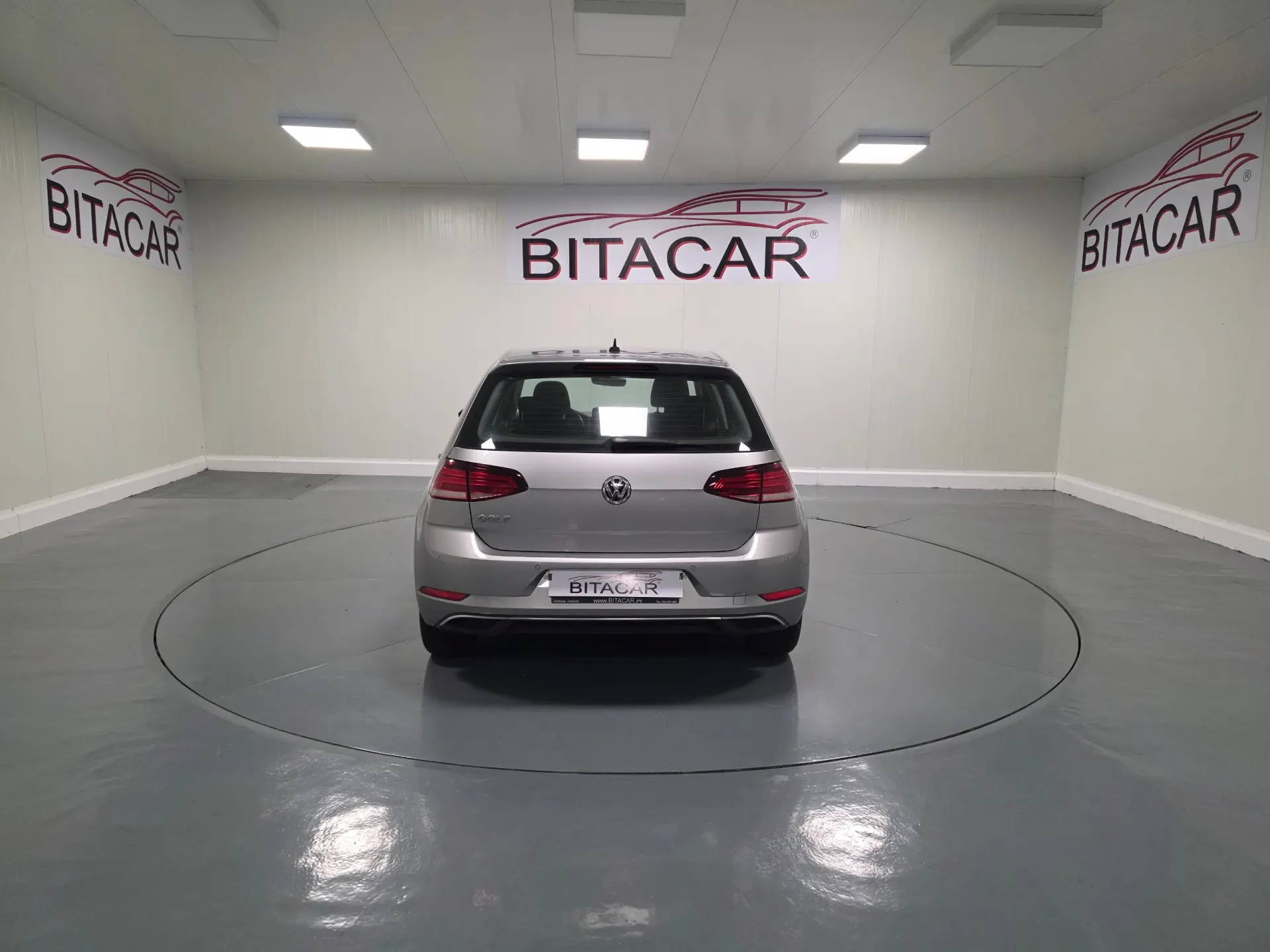 Volkswagen Golf 1.6 TDI CONFORTLINE 30