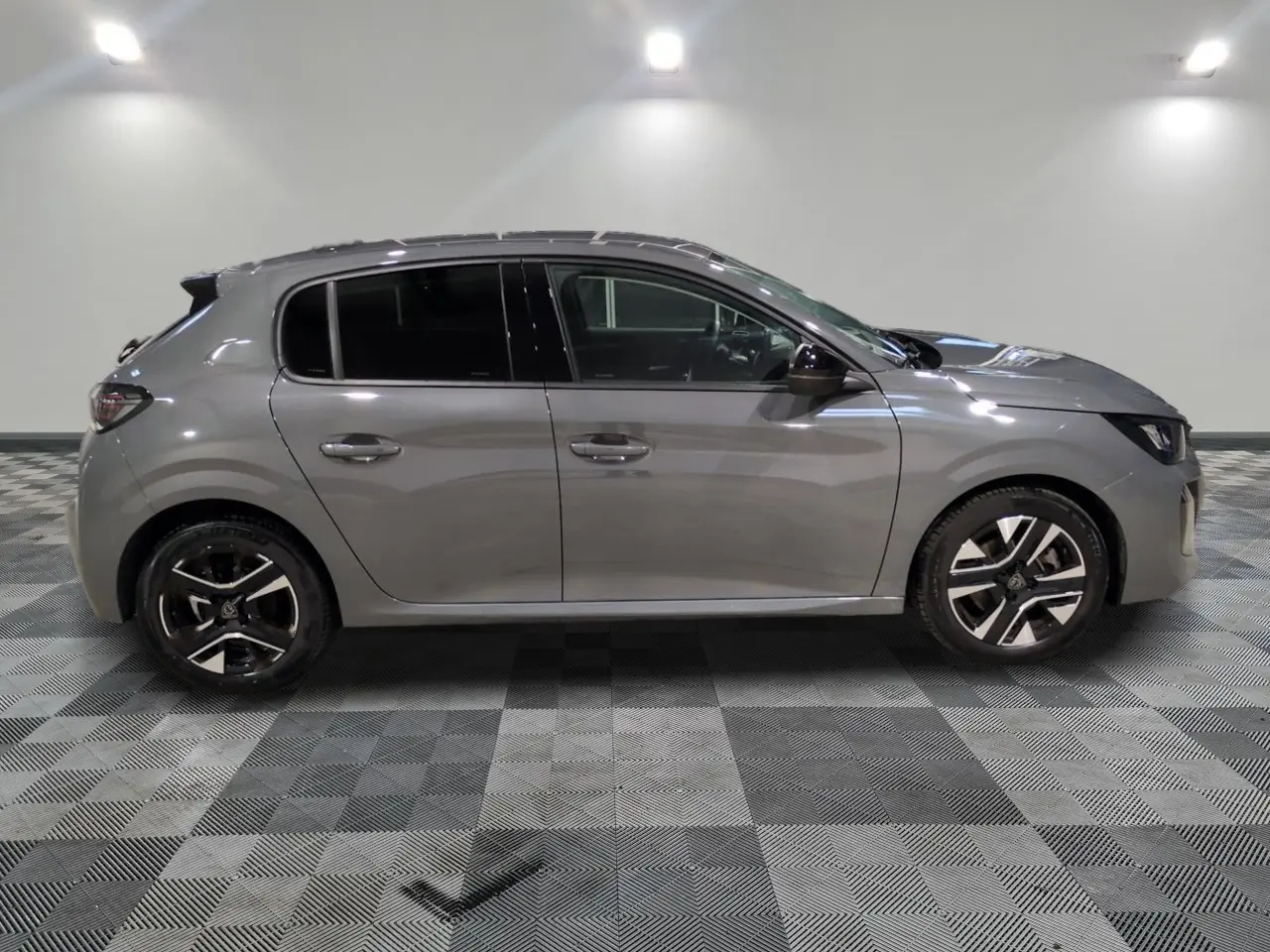 Peugeot 208 ALLURE 2