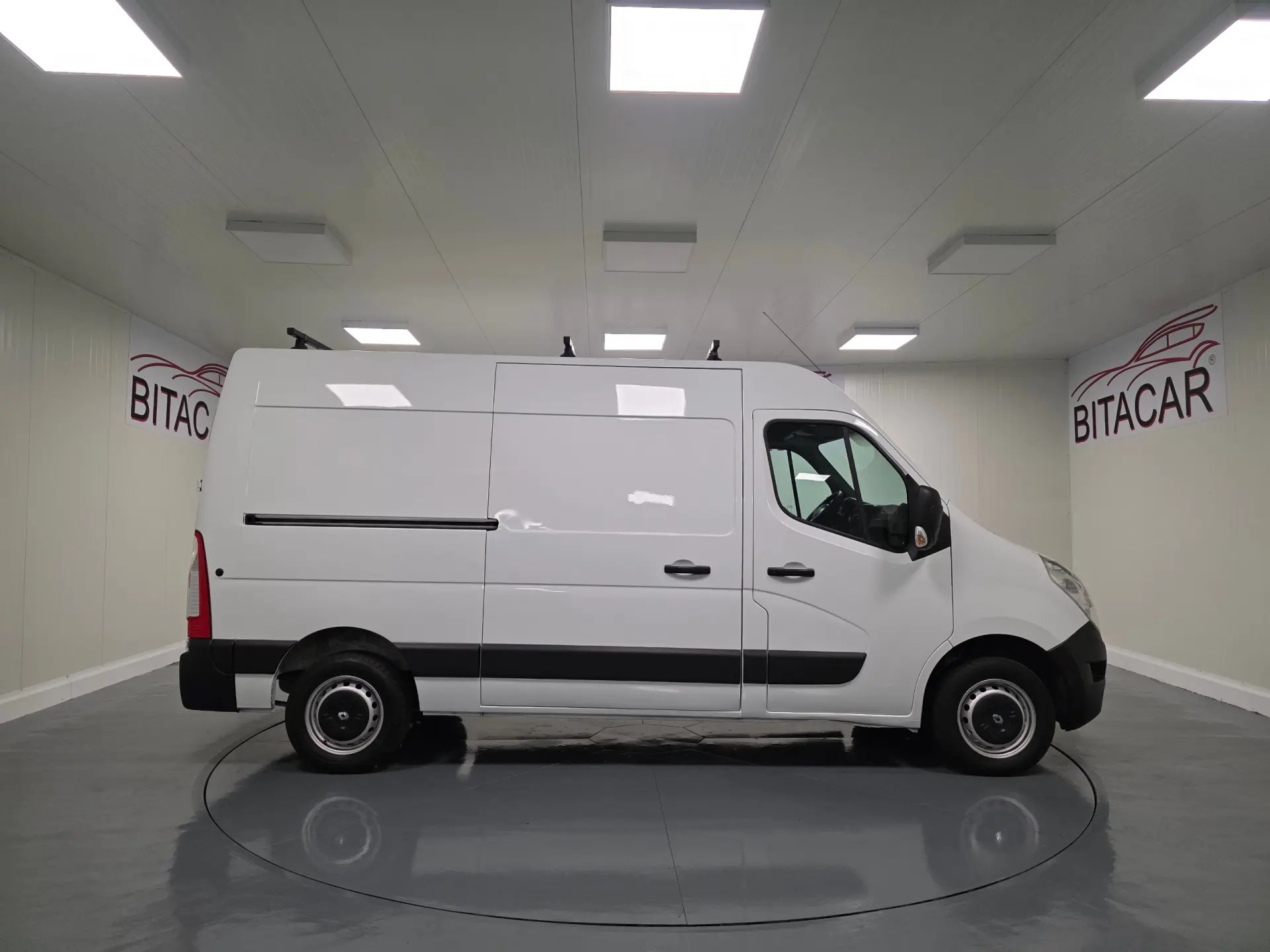 Renault Master 2.3 dCi L2H2 3.5T 35