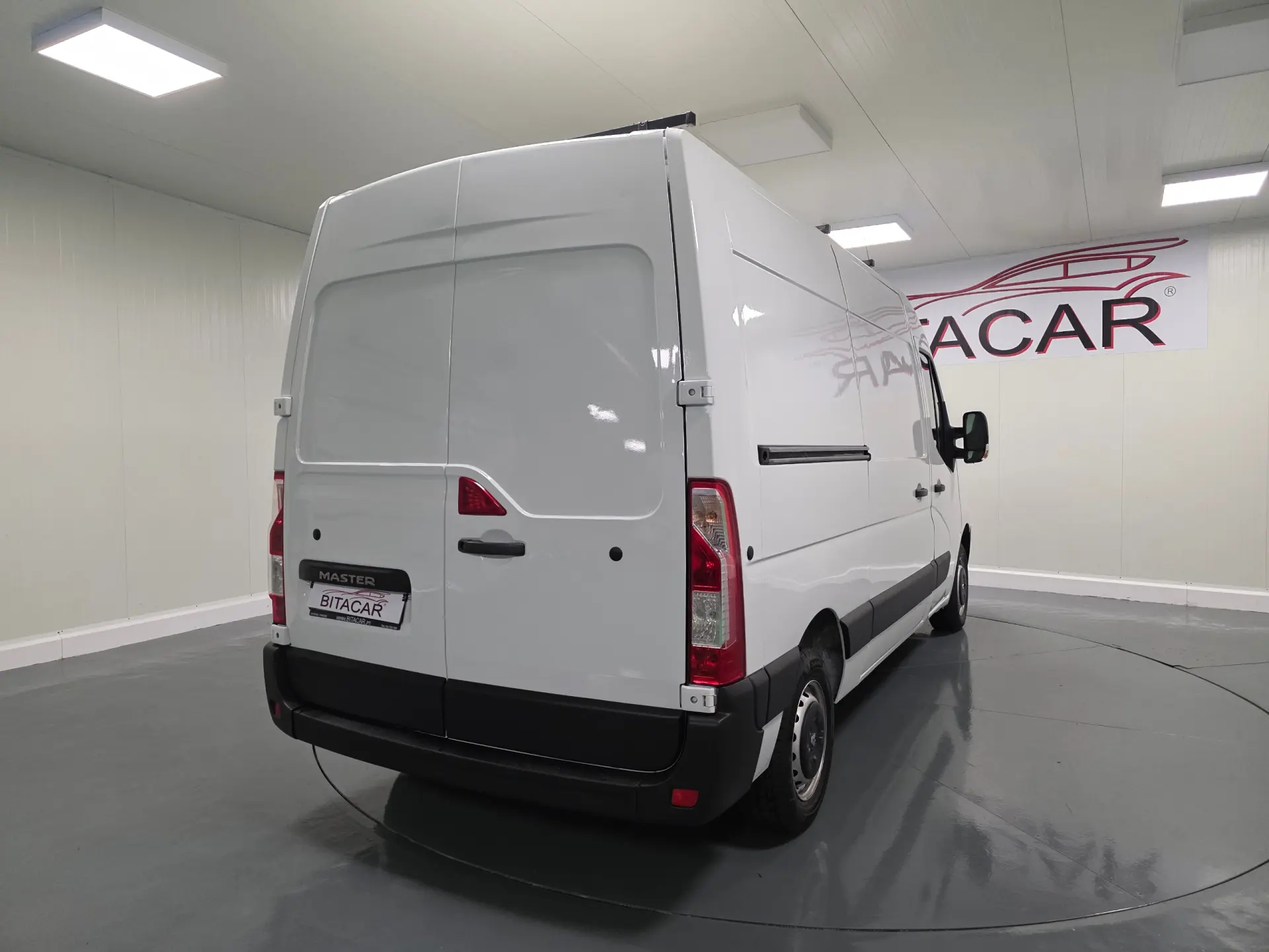 Renault Master 2.3 dCi L2H2 3.5T 30