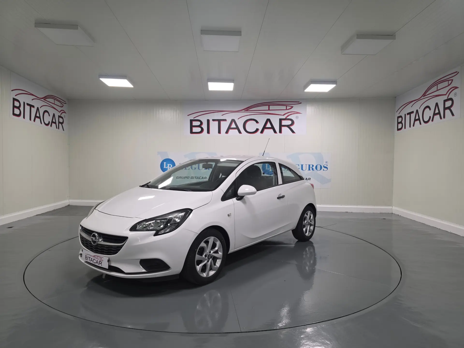 Opel Corsa 1.3 CDTI VAN 11