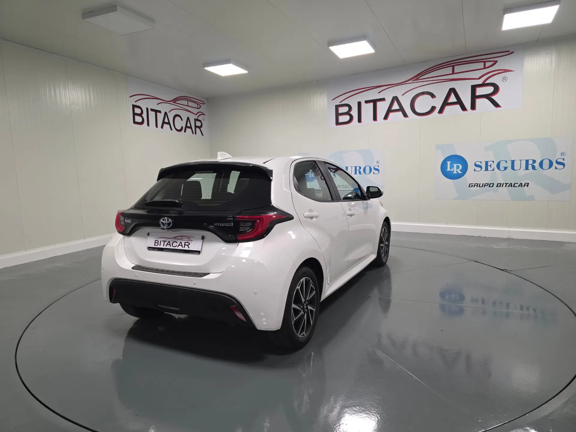 Toyota Yaris 1.5 HDF EXCLUSIVE 31