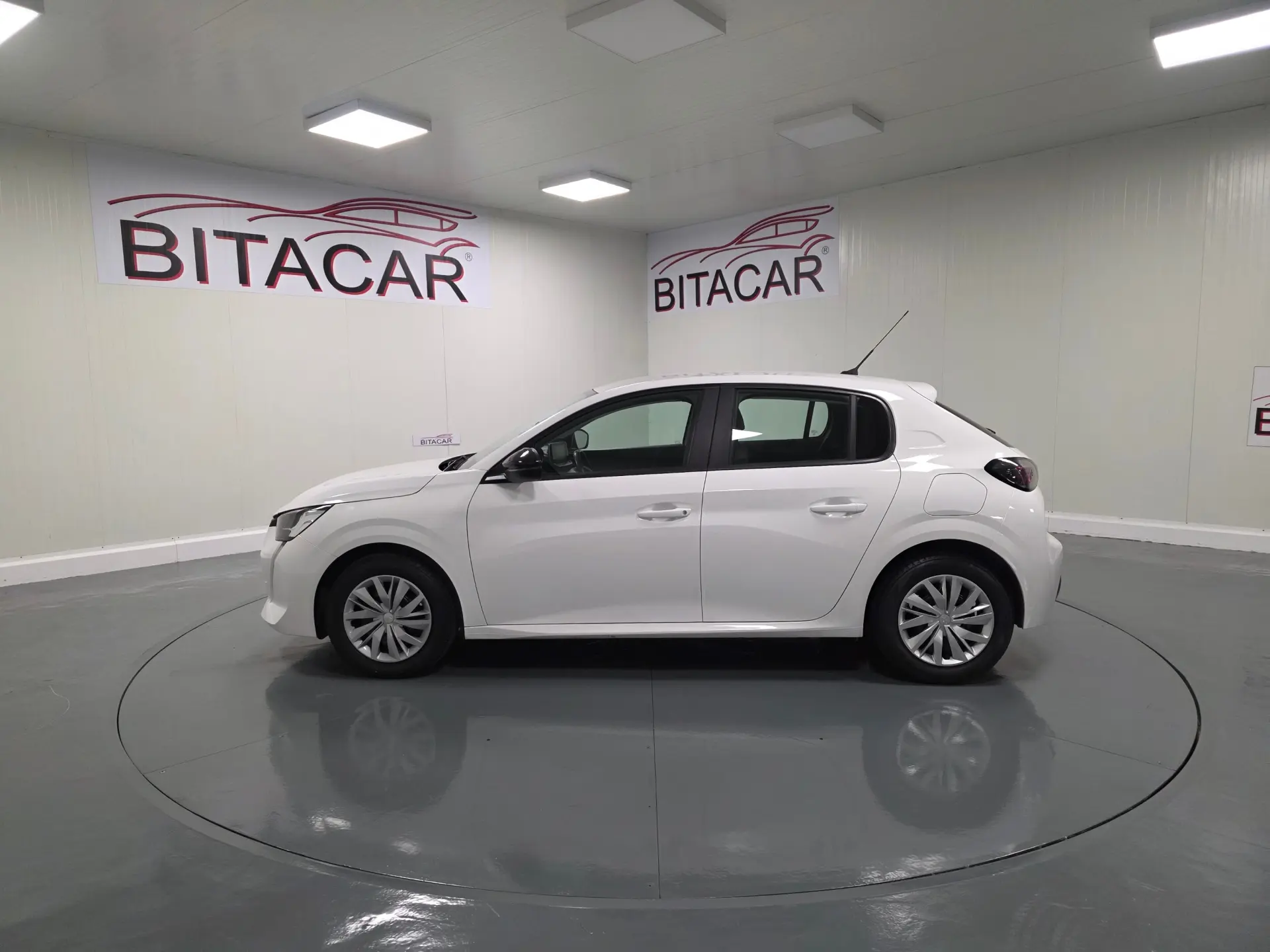 Peugeot 208 1.2 ACTIVE 20