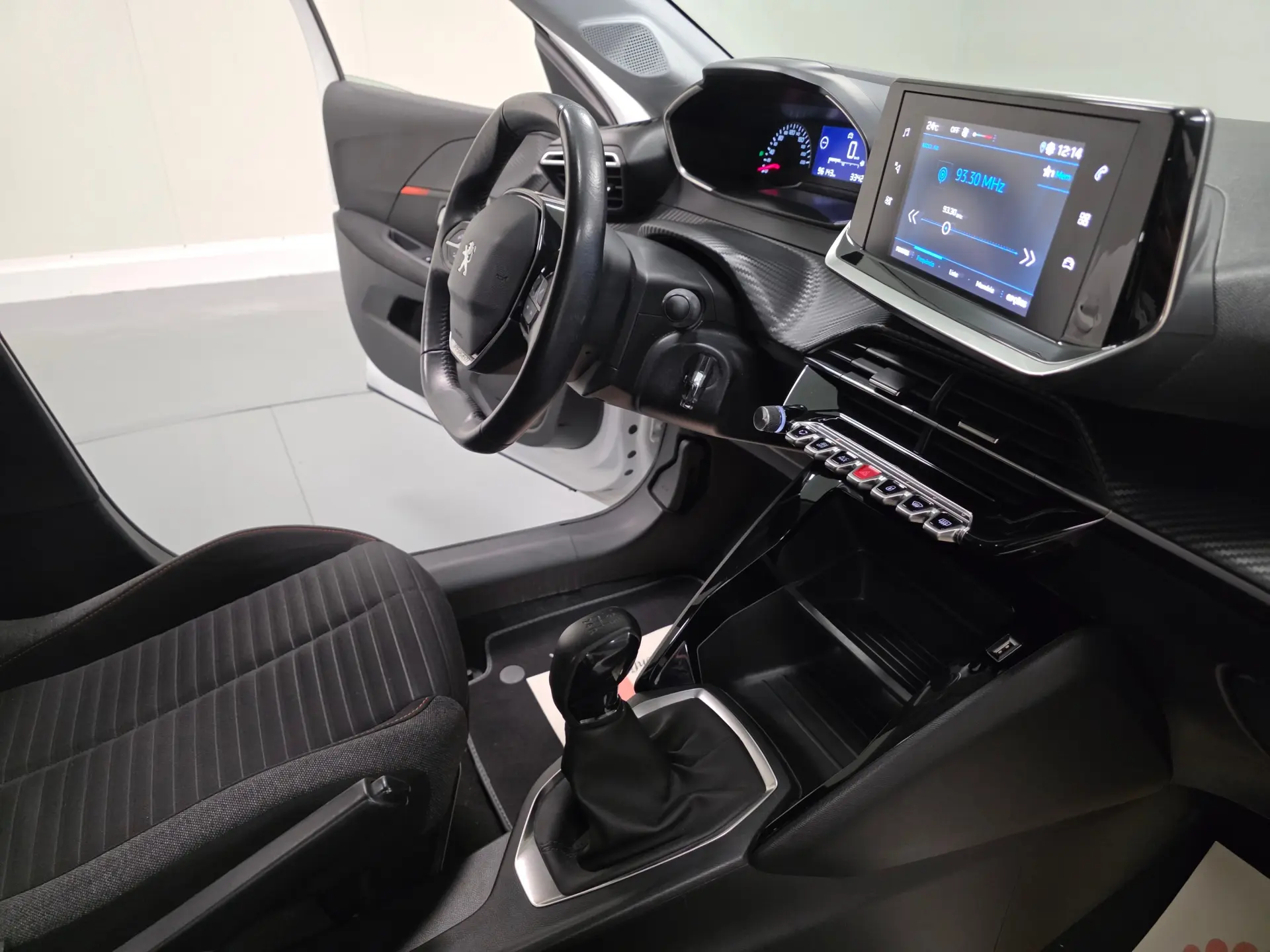 Peugeot 208 1.2 ACTIVE 92