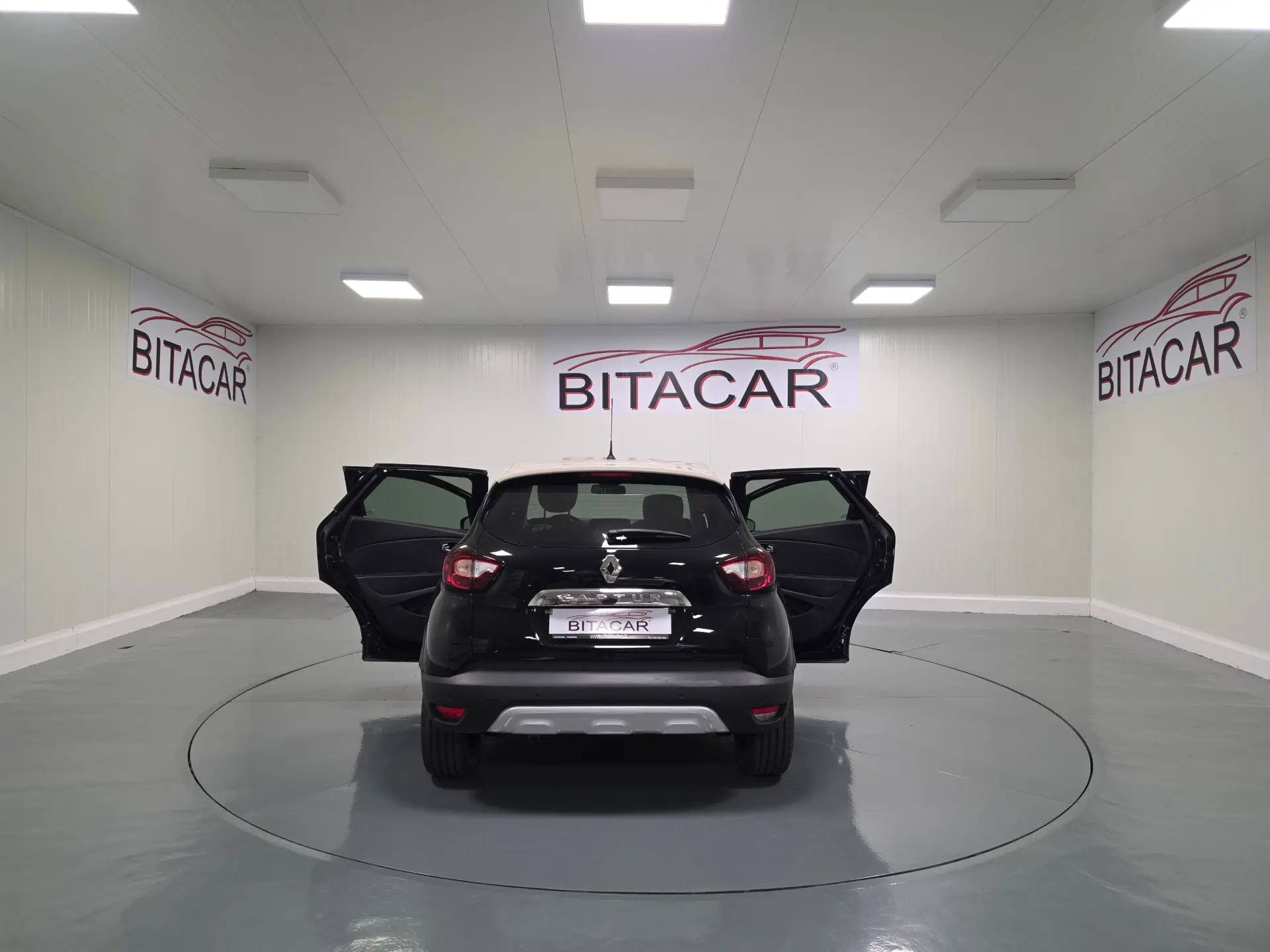 Renault Captur 1.5 DCI EXCLUSIVE 7
