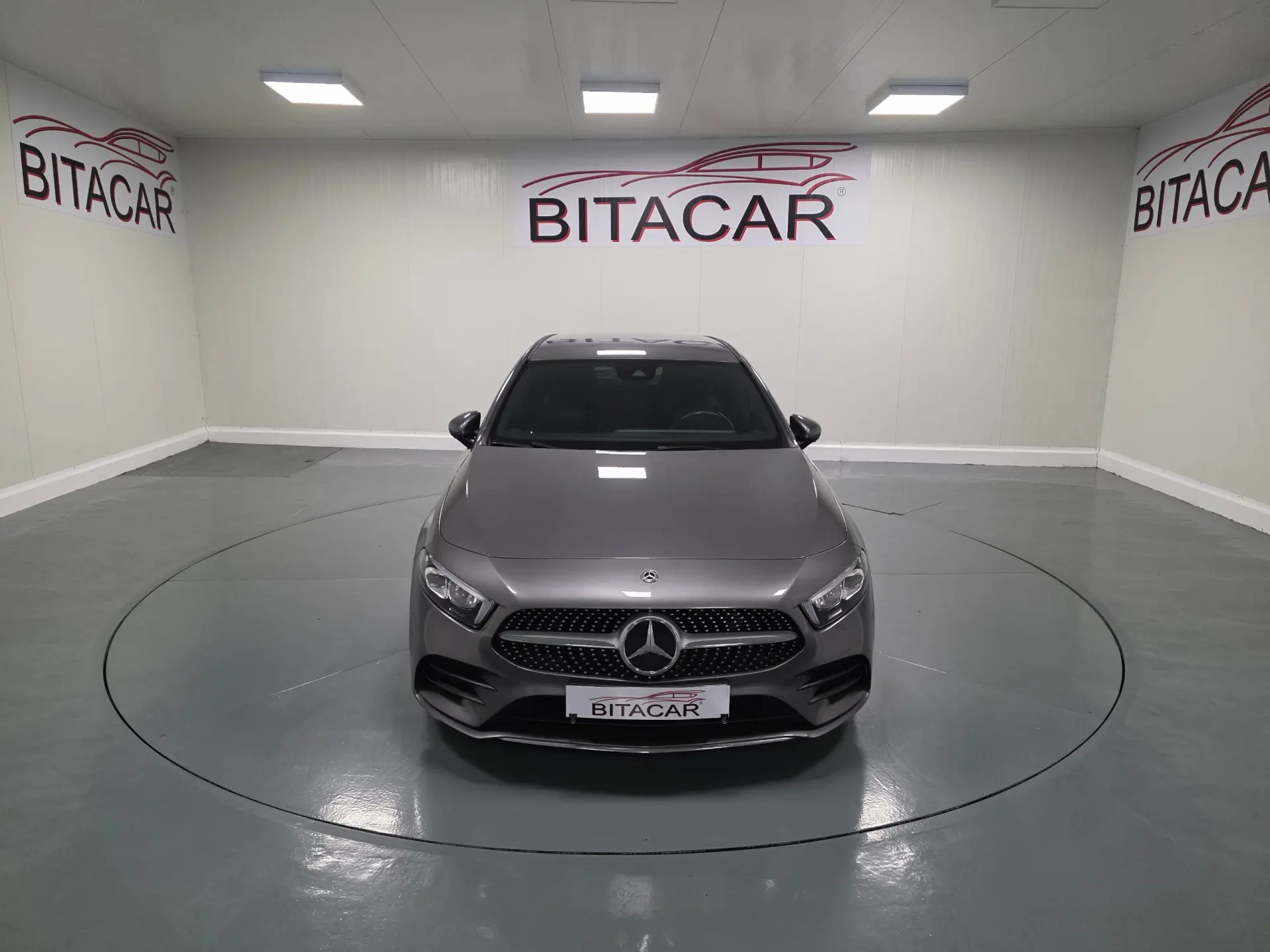Mercedes-Benz A 180 d AMG Line Aut. 11