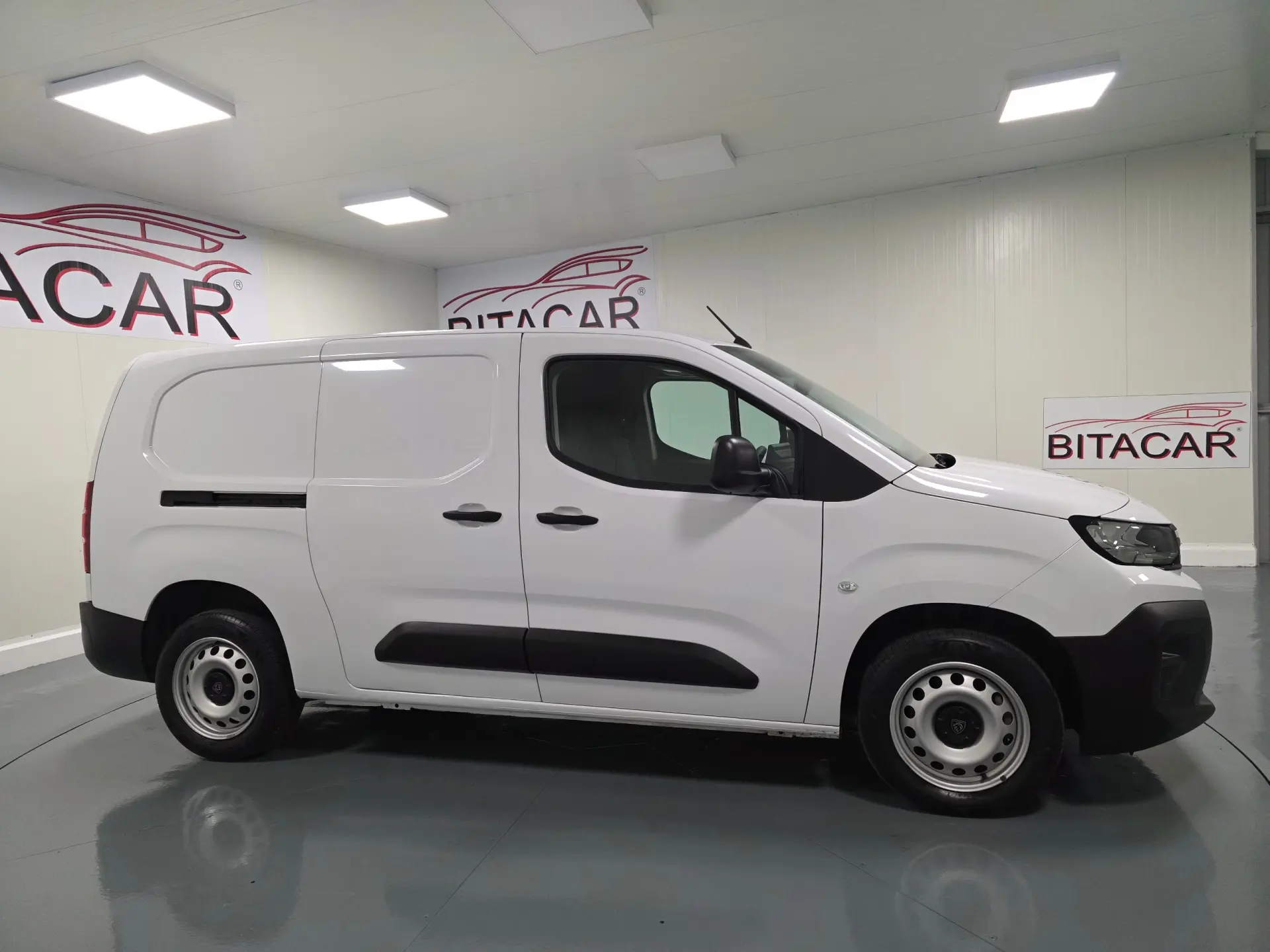 Peugeot Partner 1.5 BLUEHDI 100CV LONGA CAMARA TRASEIRA 3
