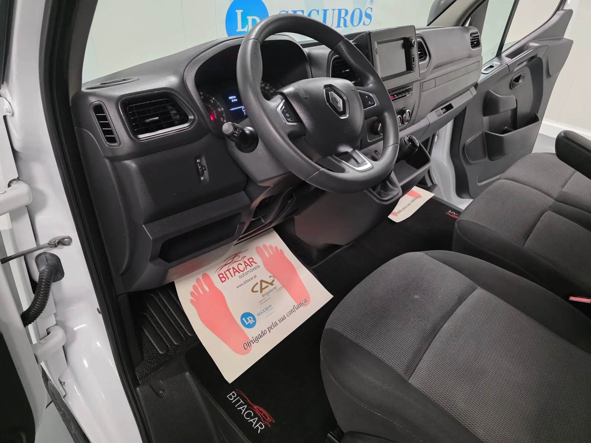 Renault Master L2H2 2.3 DCI 135CV GPS IVA DEDUTIVEL 59