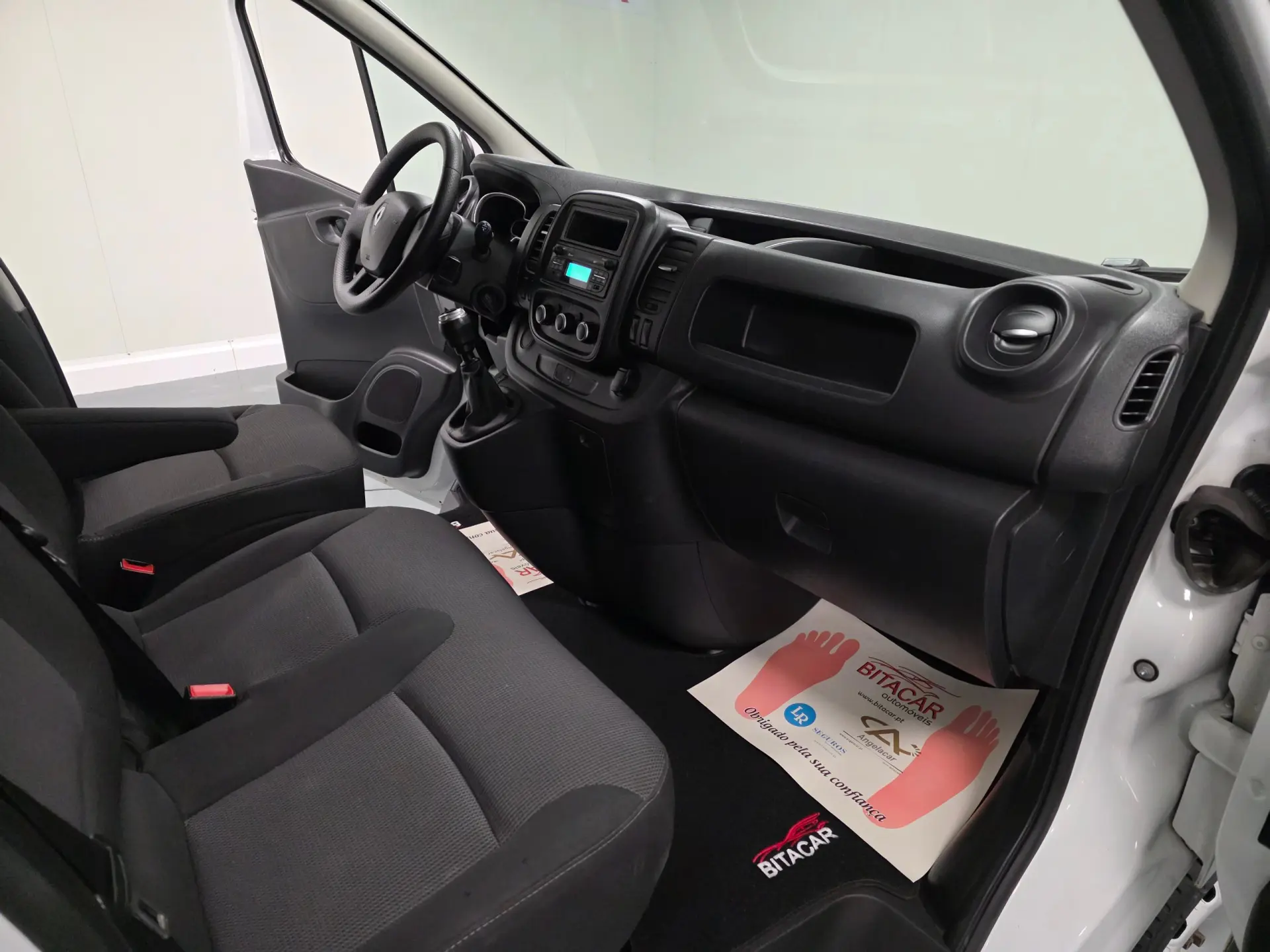 Renault Trafic 2.0 DCI L1H1 120CV IVA DEDUTIVEL 45