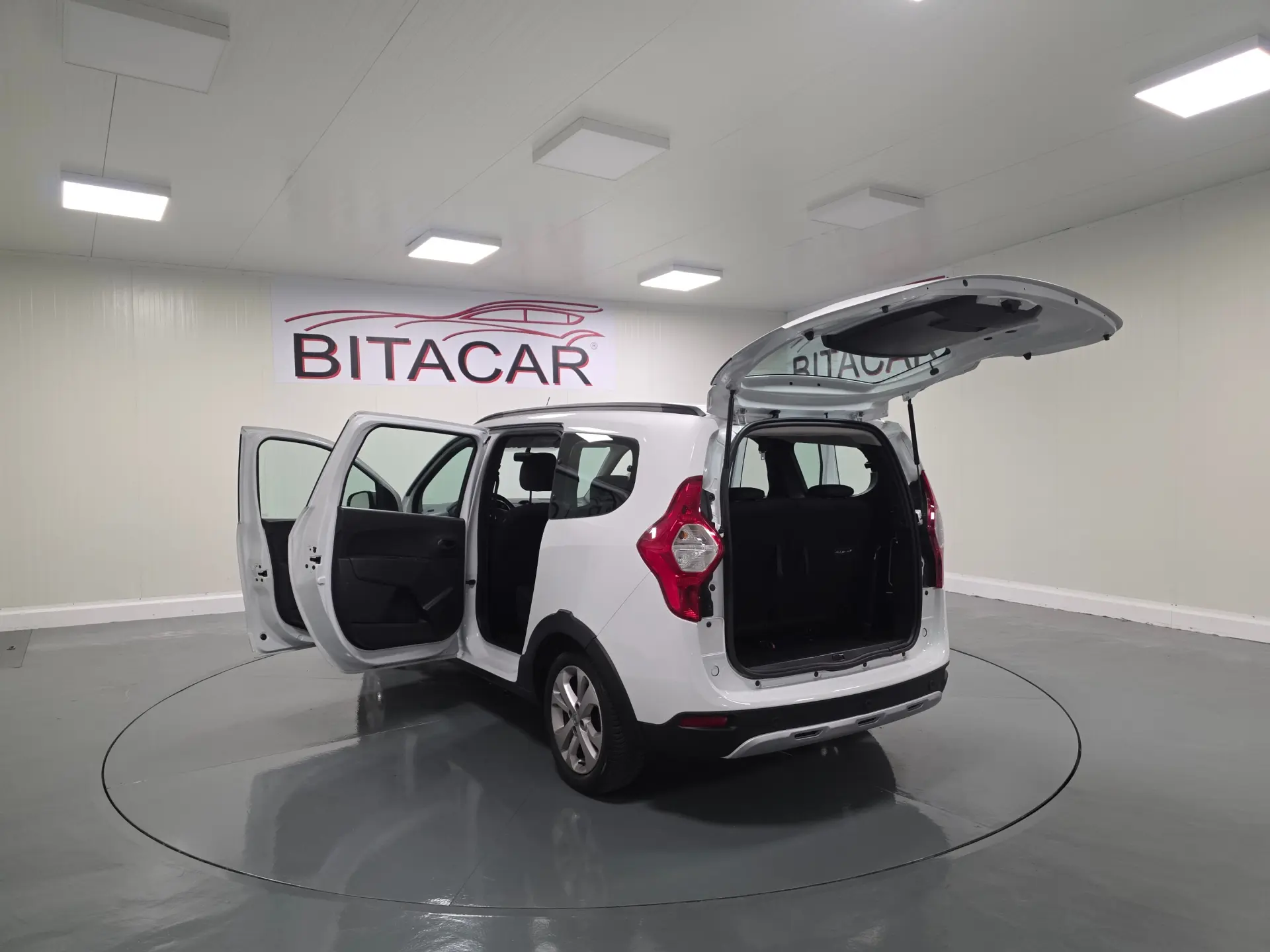 Dacia Lodgy 1.2 STEPWAY 58