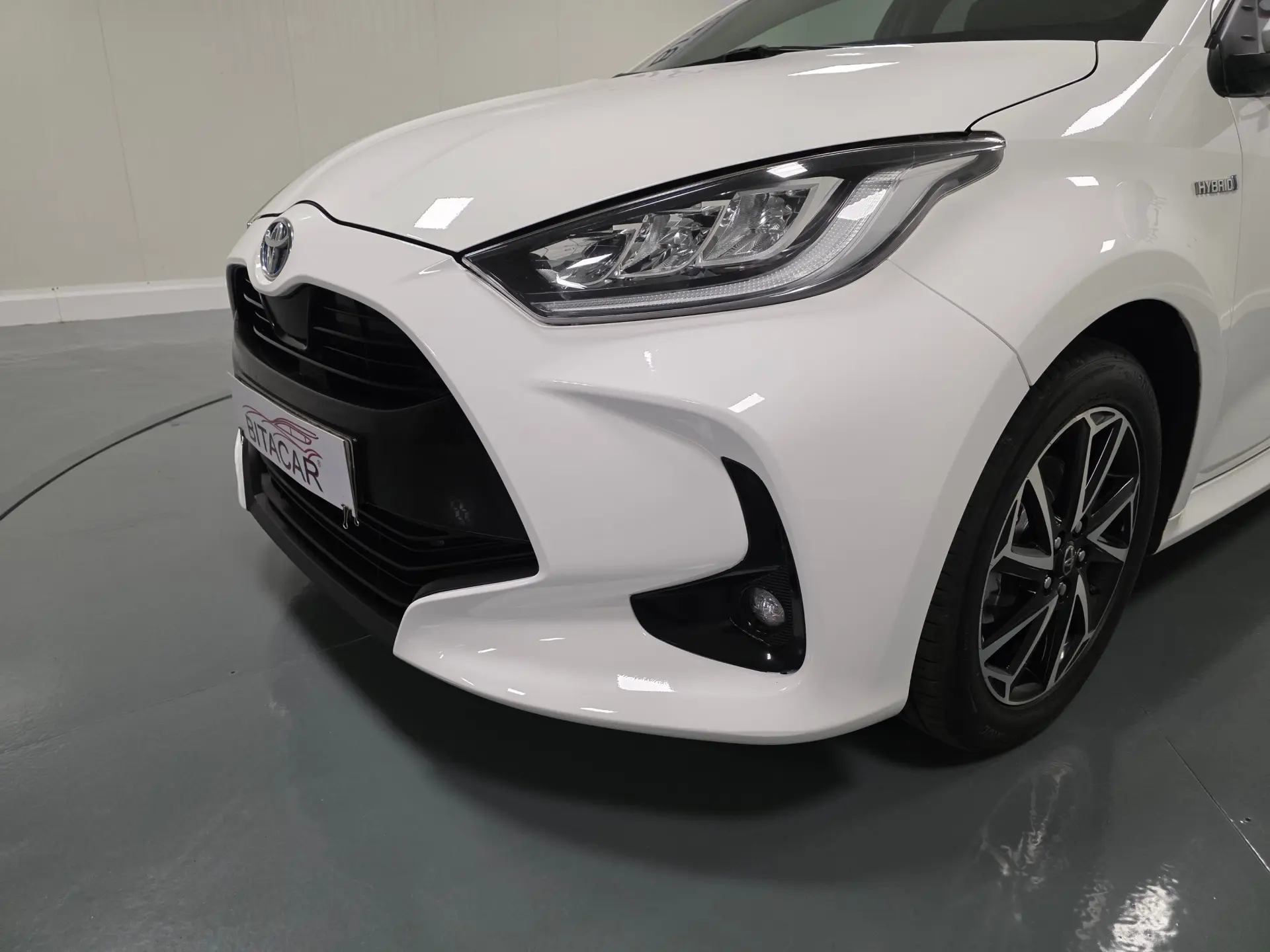 Toyota Yaris 1.5 HDF EXCLUSIVE 10