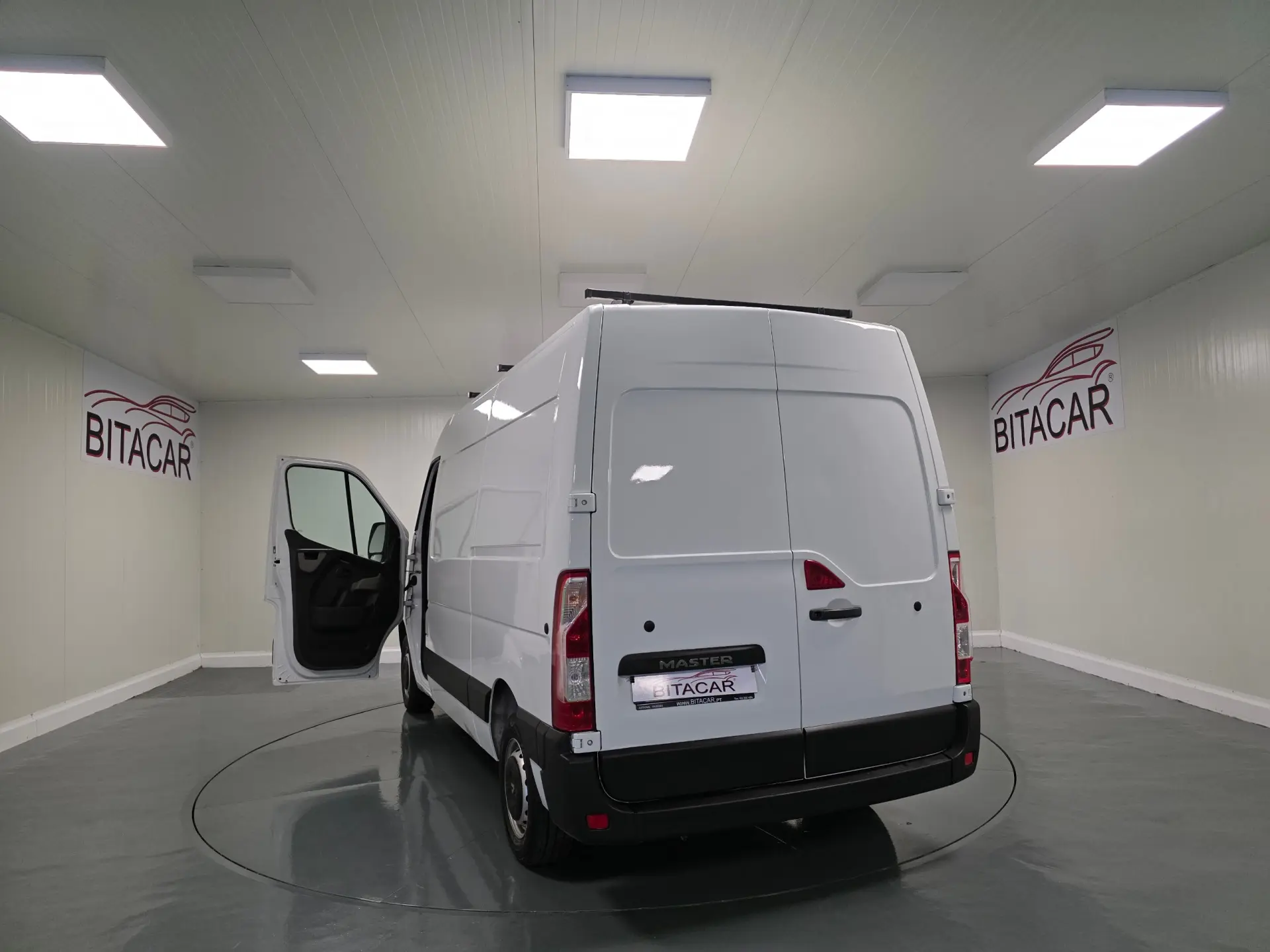 Renault Master 2.3 dCi L2H2 3.5T 41