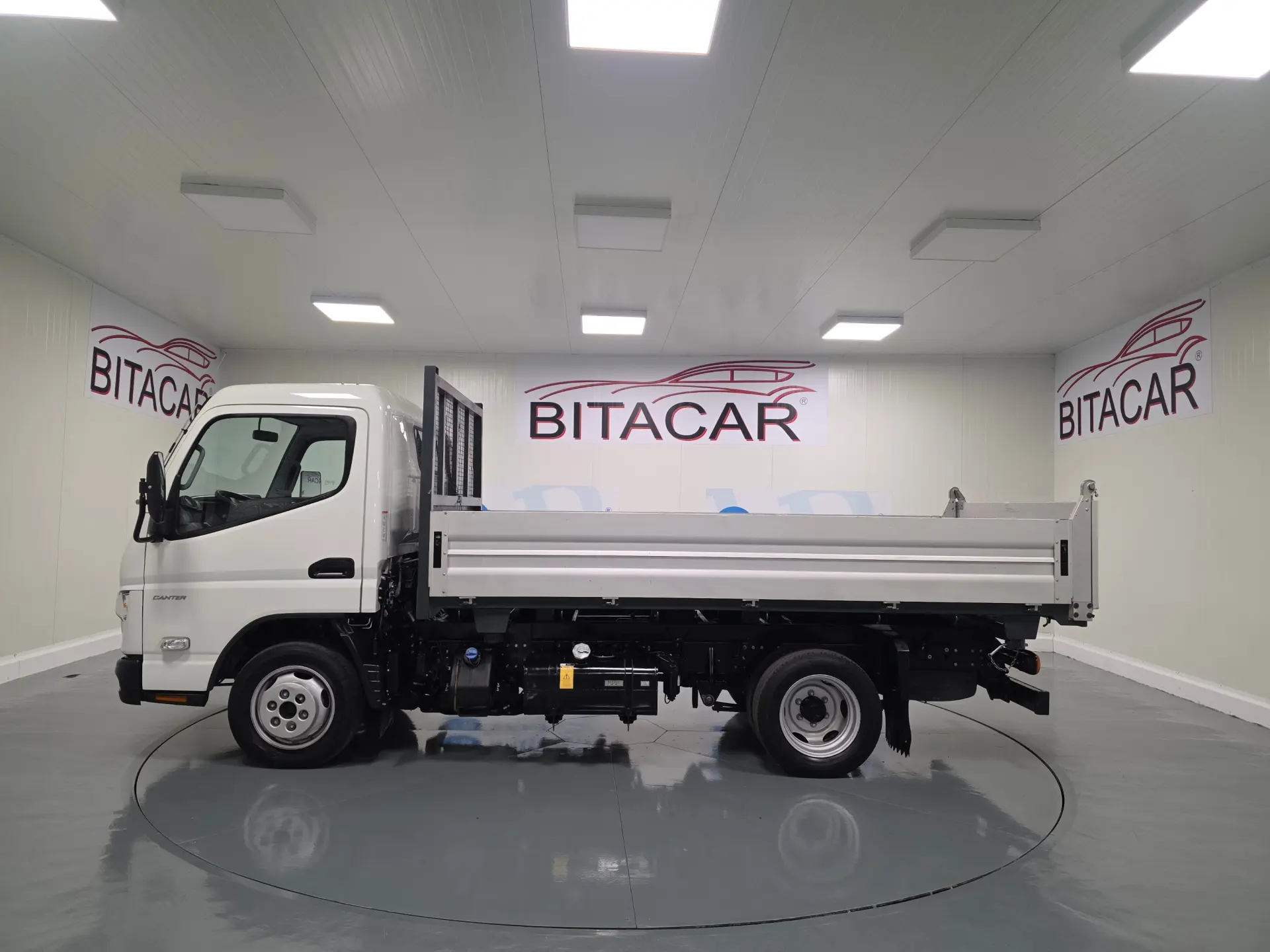 Mitsubishi Fuso Canter 3S13 FEA01CL4SE BASCULANTE IVA DEDUTIVEL 16