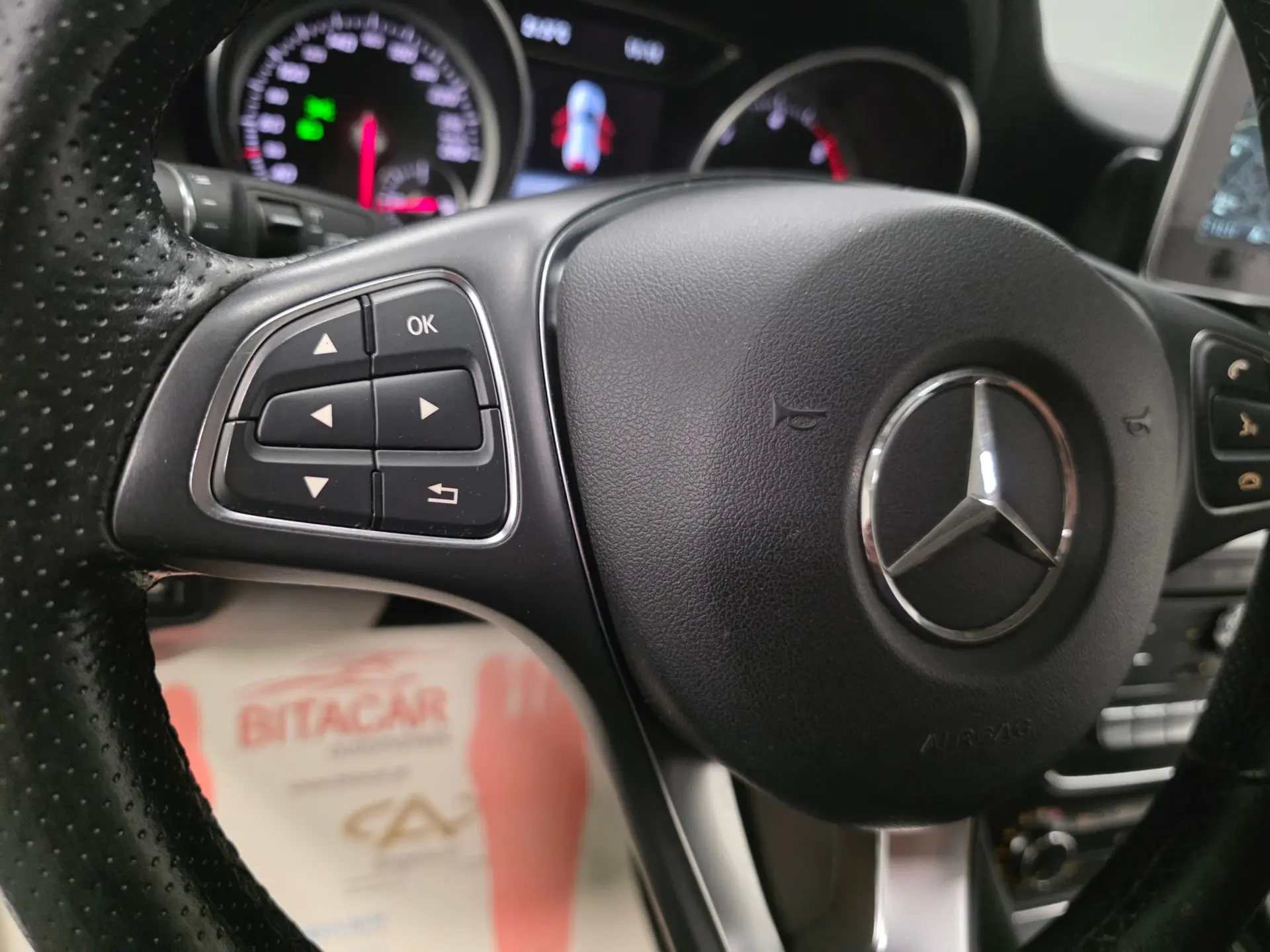 Mercedes-Benz CLA 180 d Shooting Brake Urban 82