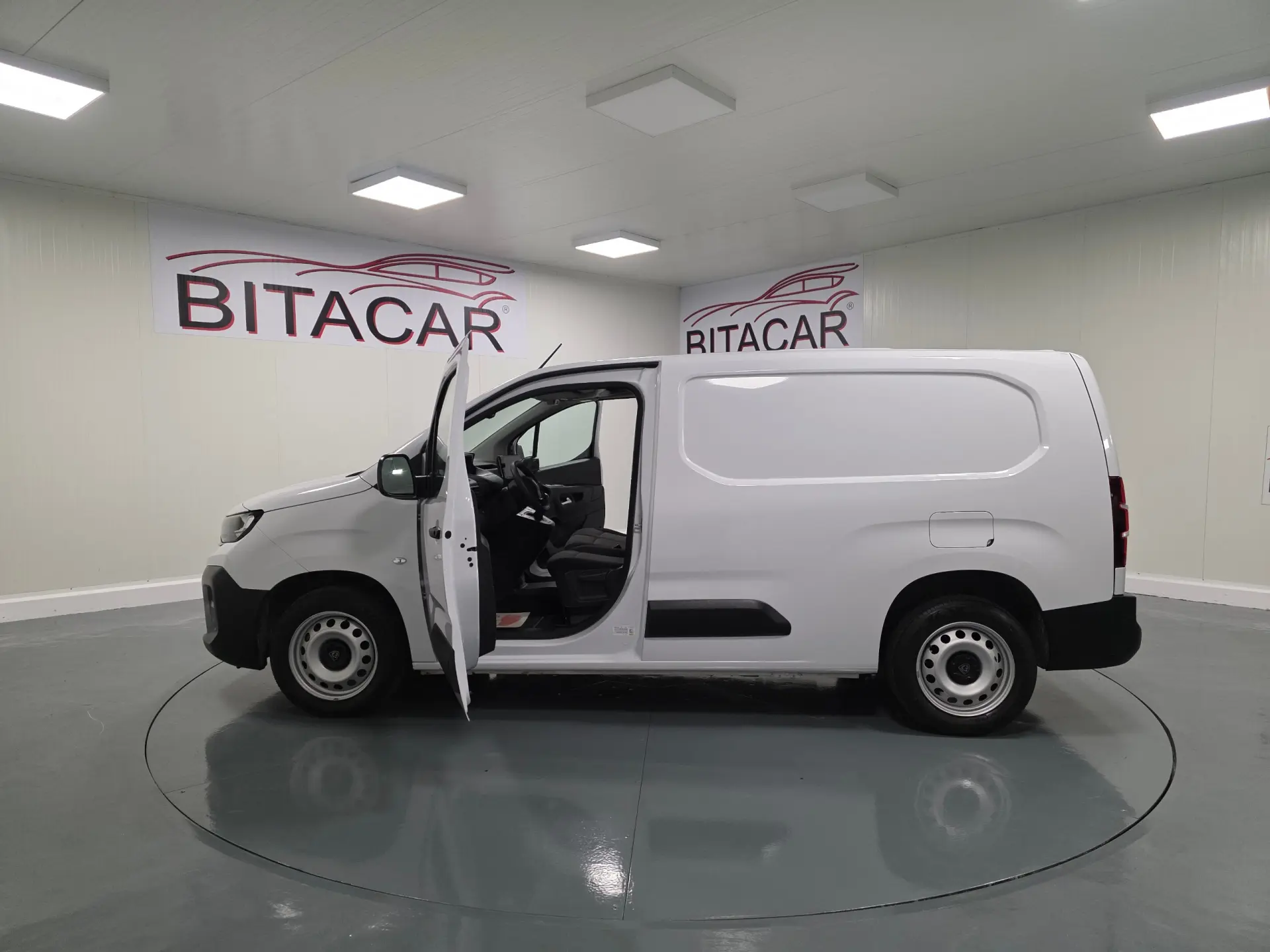 Peugeot Partner 1.5 BLUEHDI 100CV LONGA CAMARA TRASEIRA 60