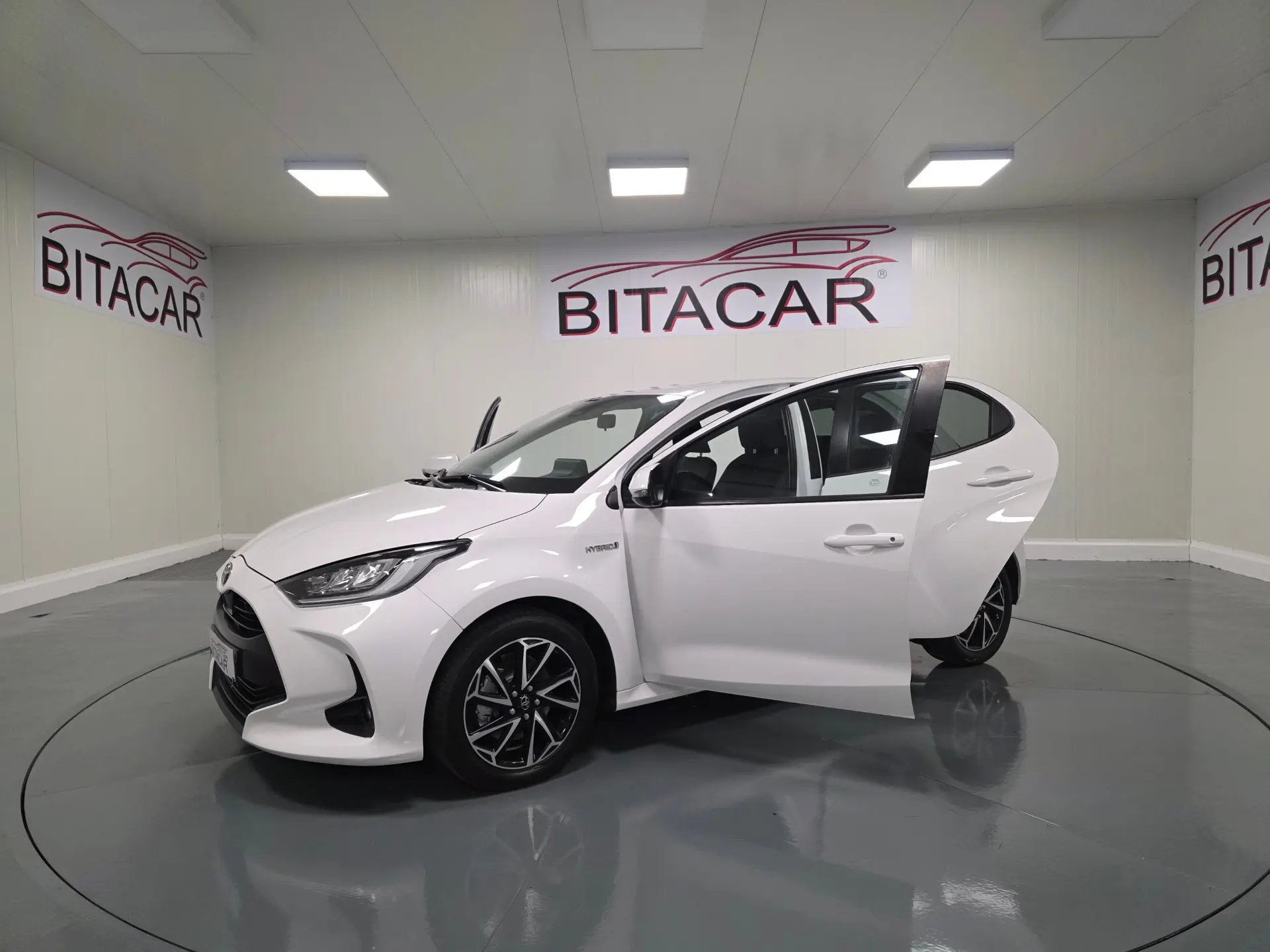 Toyota Yaris 1.5 HDF EXCLUSIVE 45