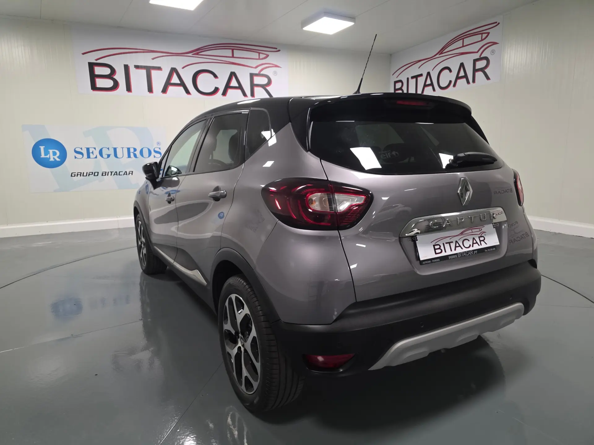 Renault Captur 1.5 DCI EXCLUSIVE 33