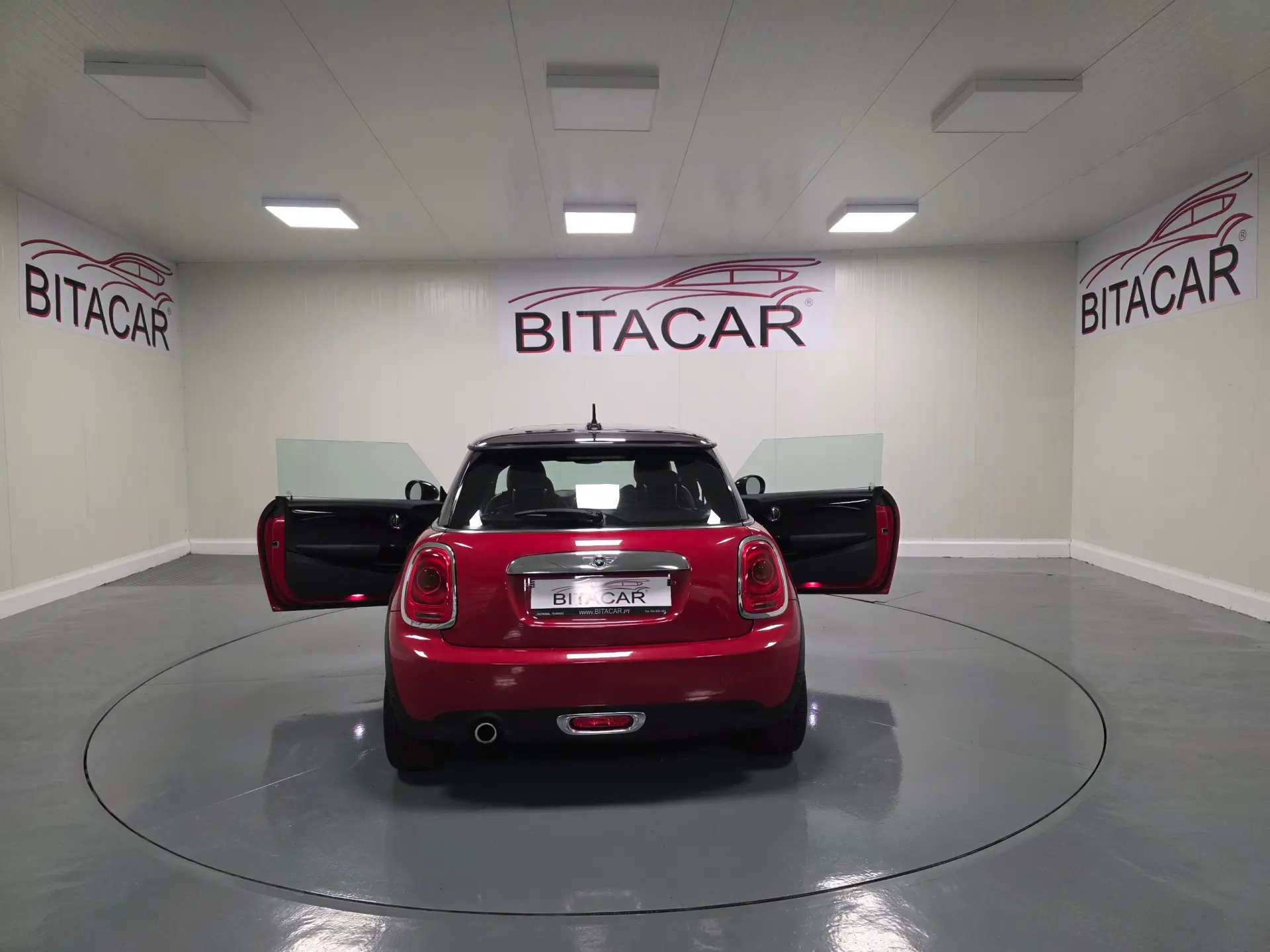 MINI 3 Portas Cooper D 32