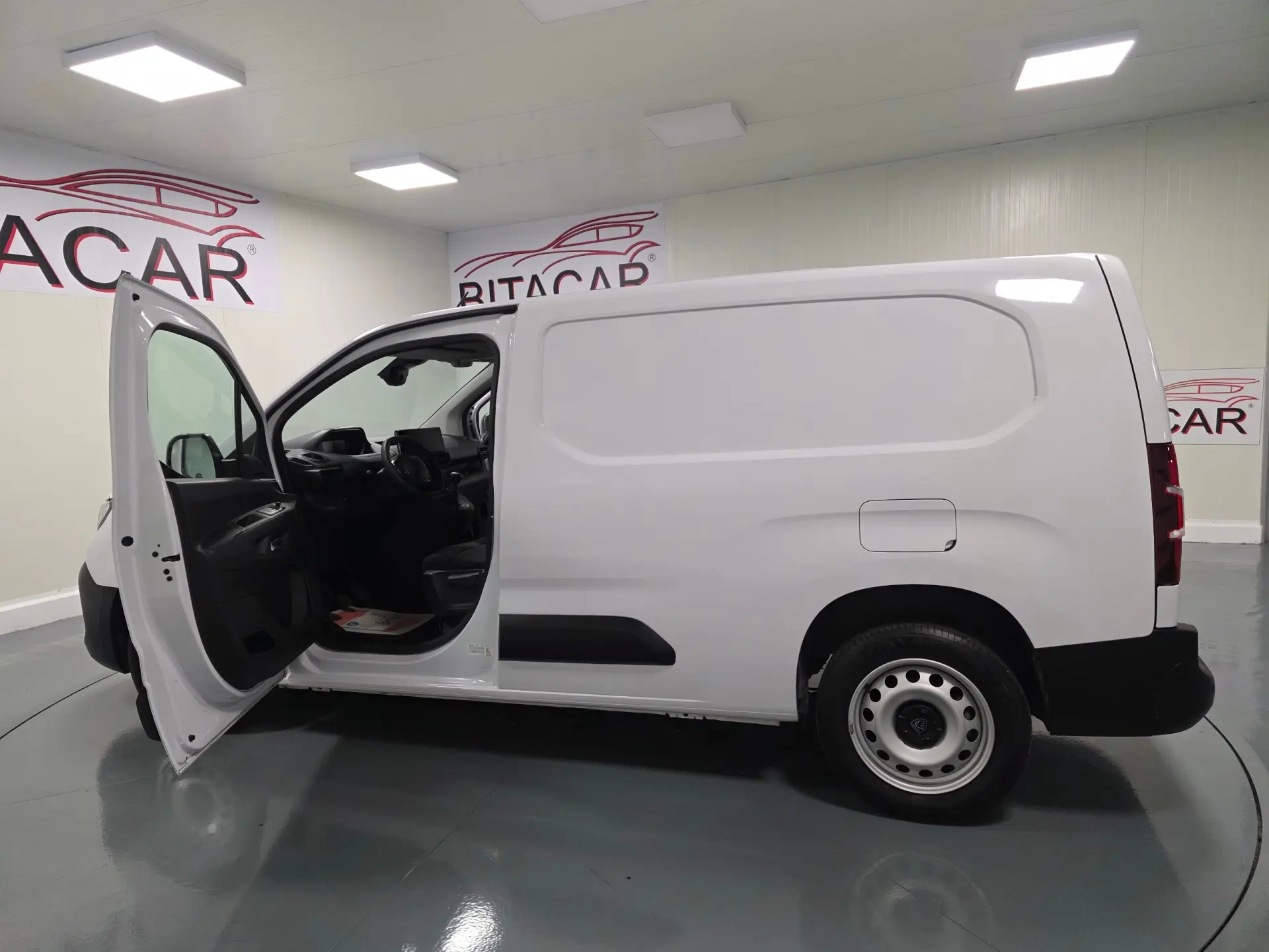 Peugeot Partner 1.5 BLUEHDI 100CV LONGA CAMARA TRASEIRA 63