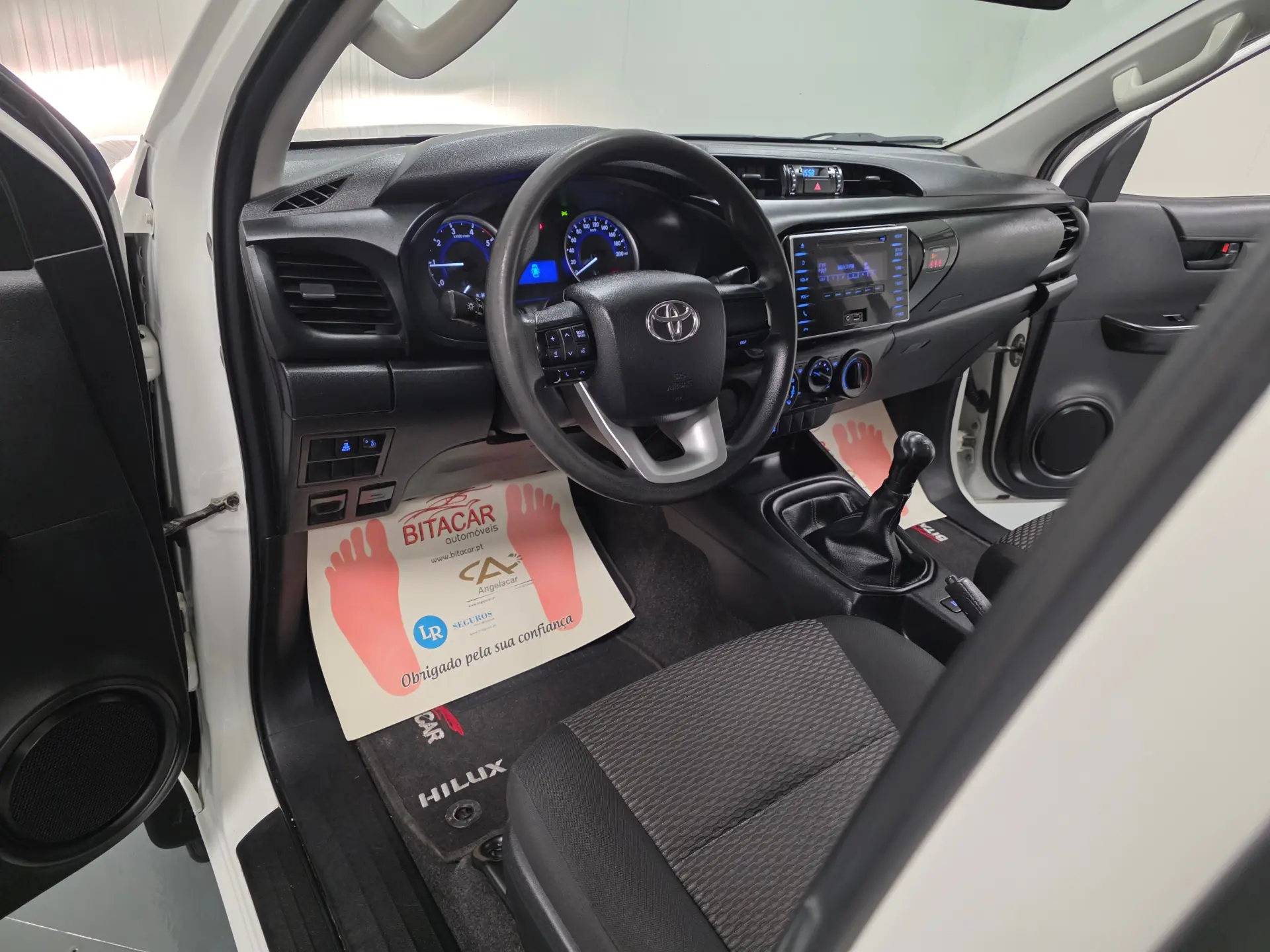 Toyota Hilux 2.4 D-4D 2WD CD 7