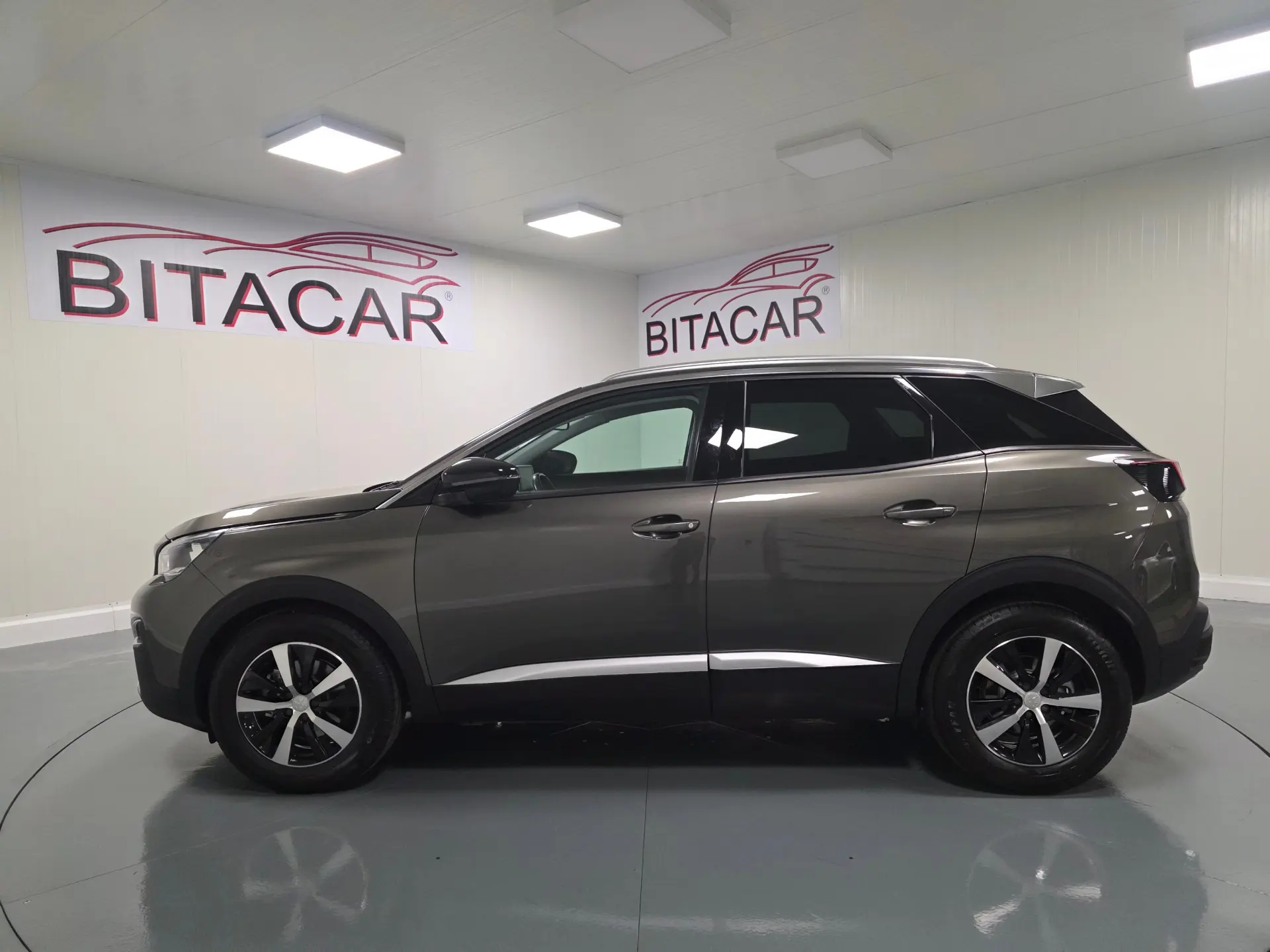 Peugeot 3008 1.5 BLUEHDI ACTIVE 22