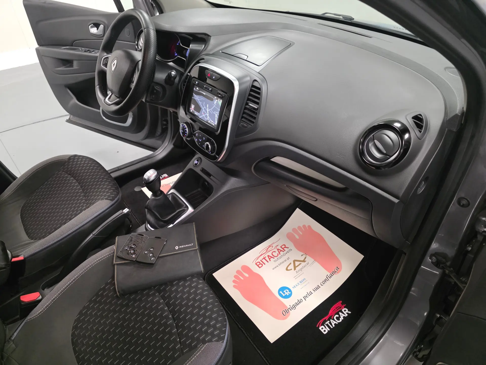 Renault Captur 1.5 DCI EXCLUSIVE 83