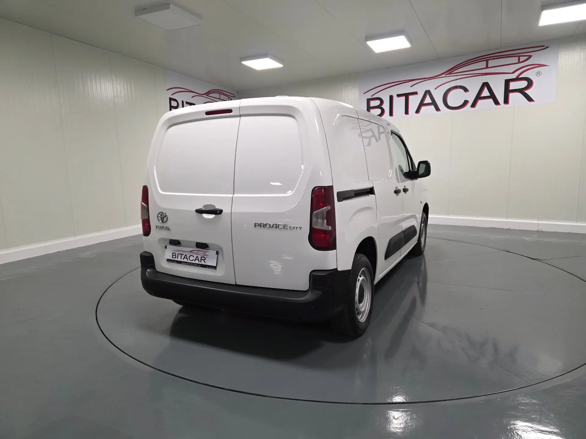 Toyota Proace CITY 1.5D IVA DEDUTIVEL 29