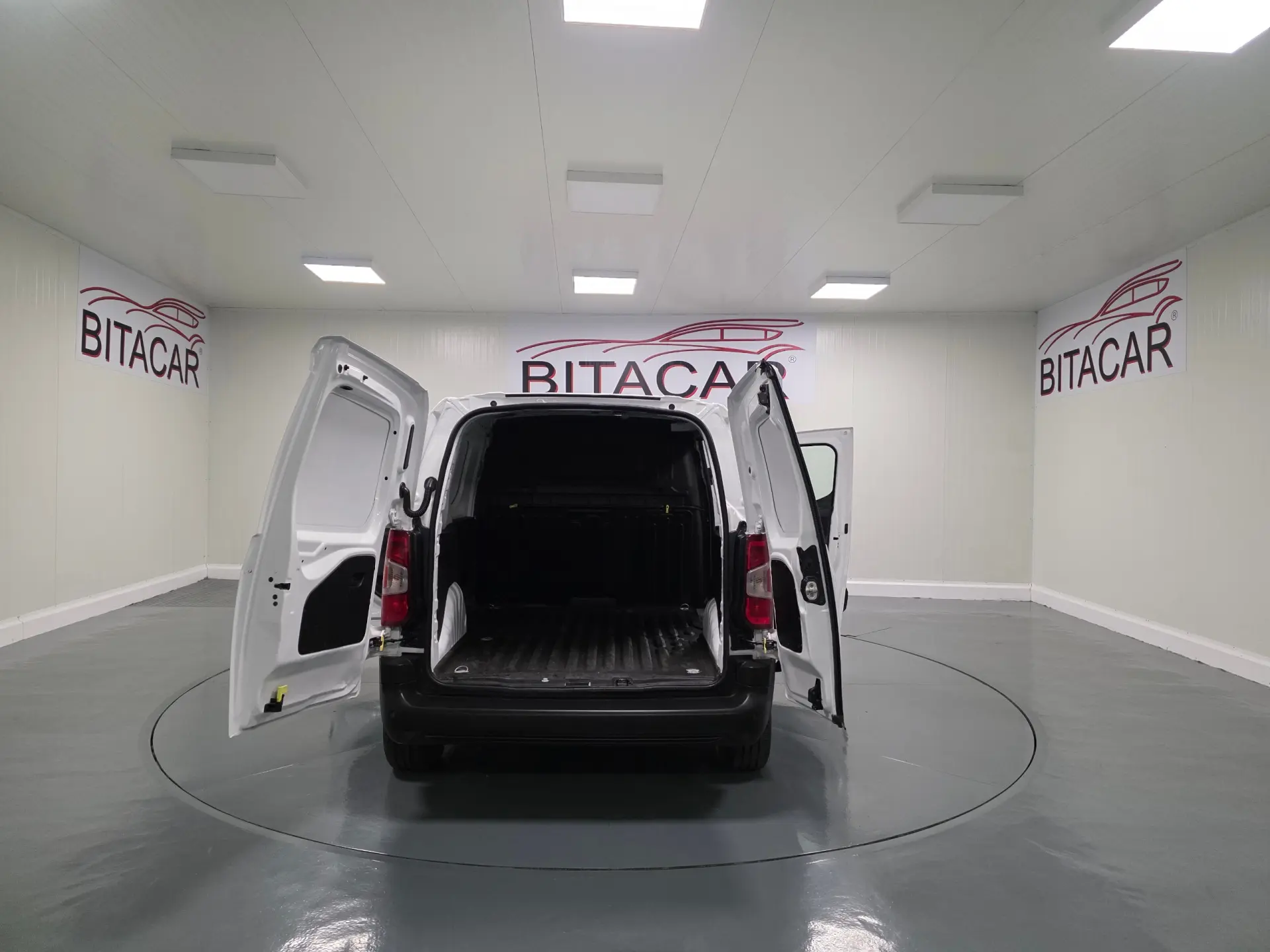 Toyota Proace CITY 1.5D IVA DEDUTIVEL 38