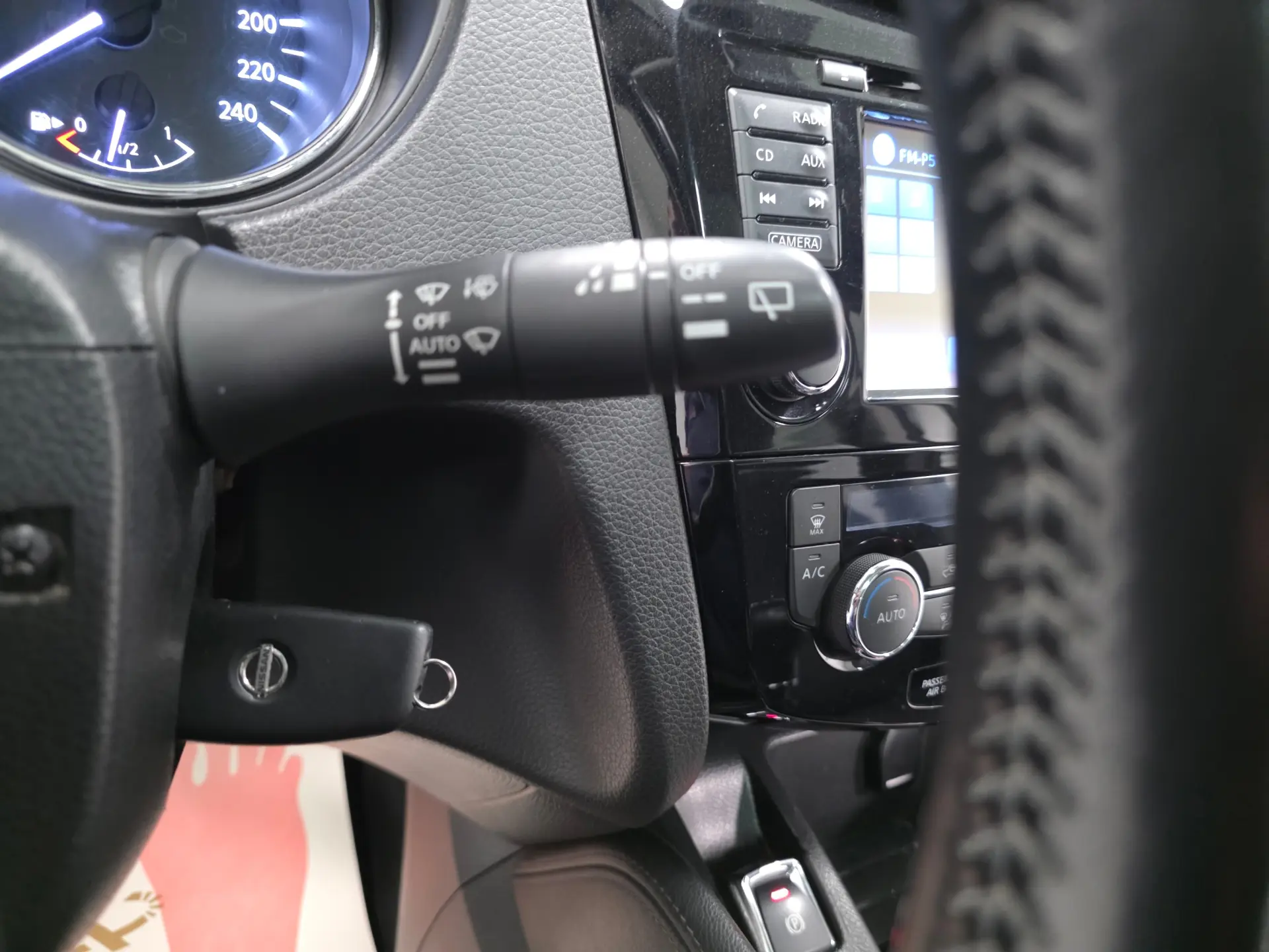 Nissan Qashqai 1.5 dCi N-Connecta Led 101