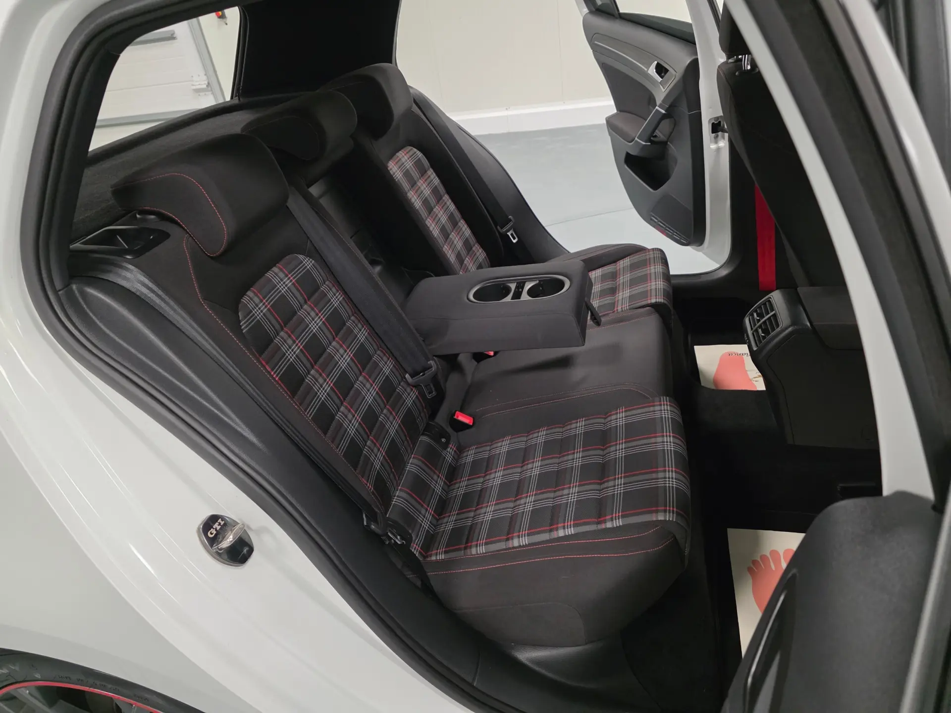 Volkswagen Golf 2.0 TSI GTI DSG Performance 52