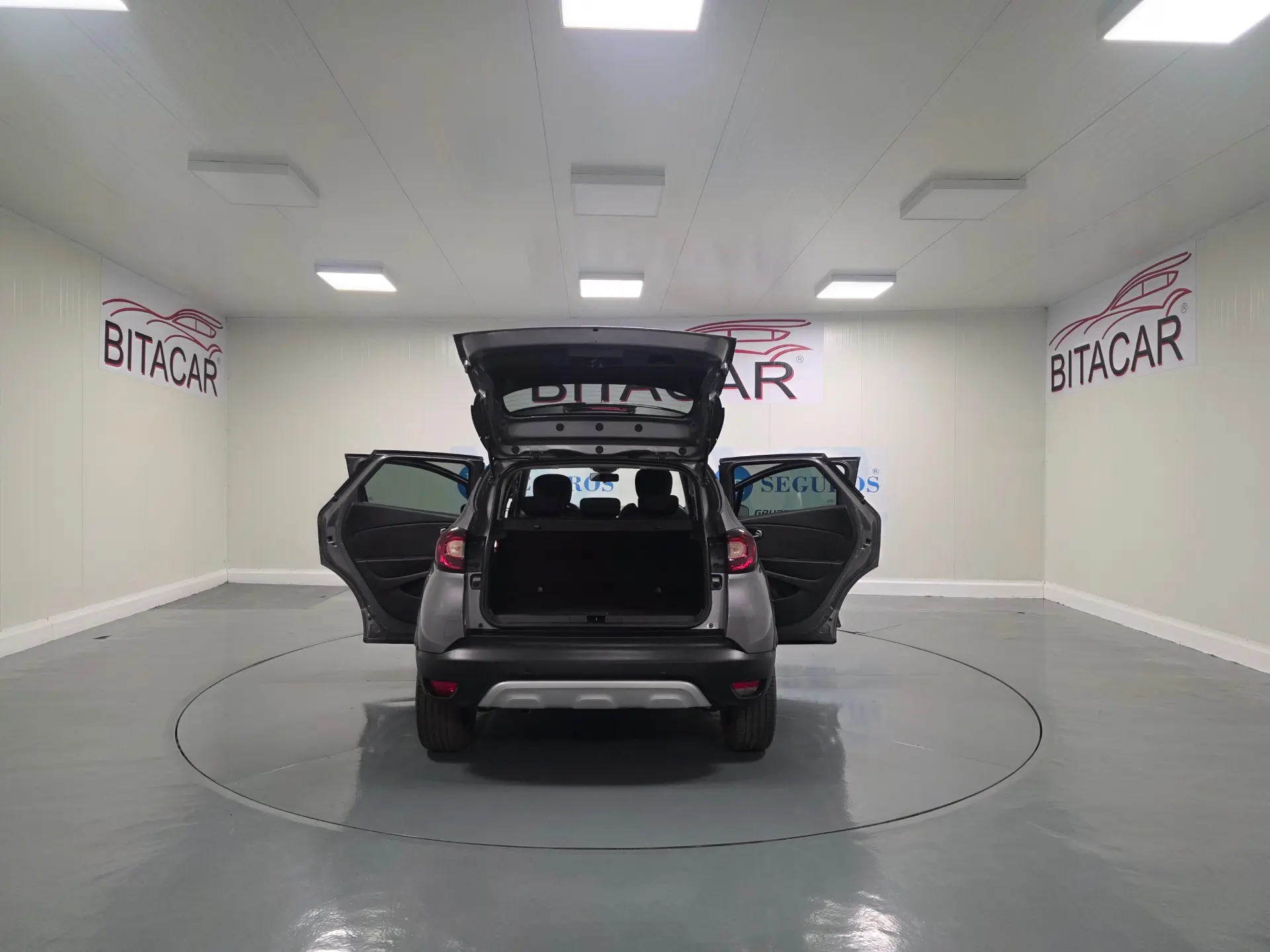 Renault Captur 1.5 DCI EXCLUSIVE 60