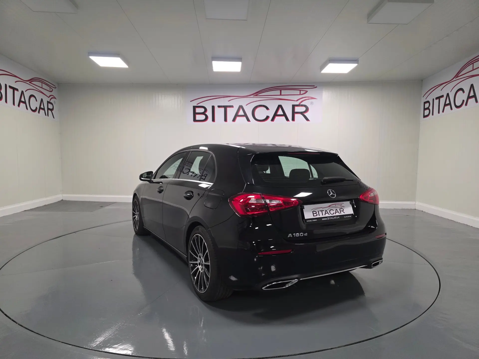 Mercedes-Benz A 180 D PROGRESSIVE 2