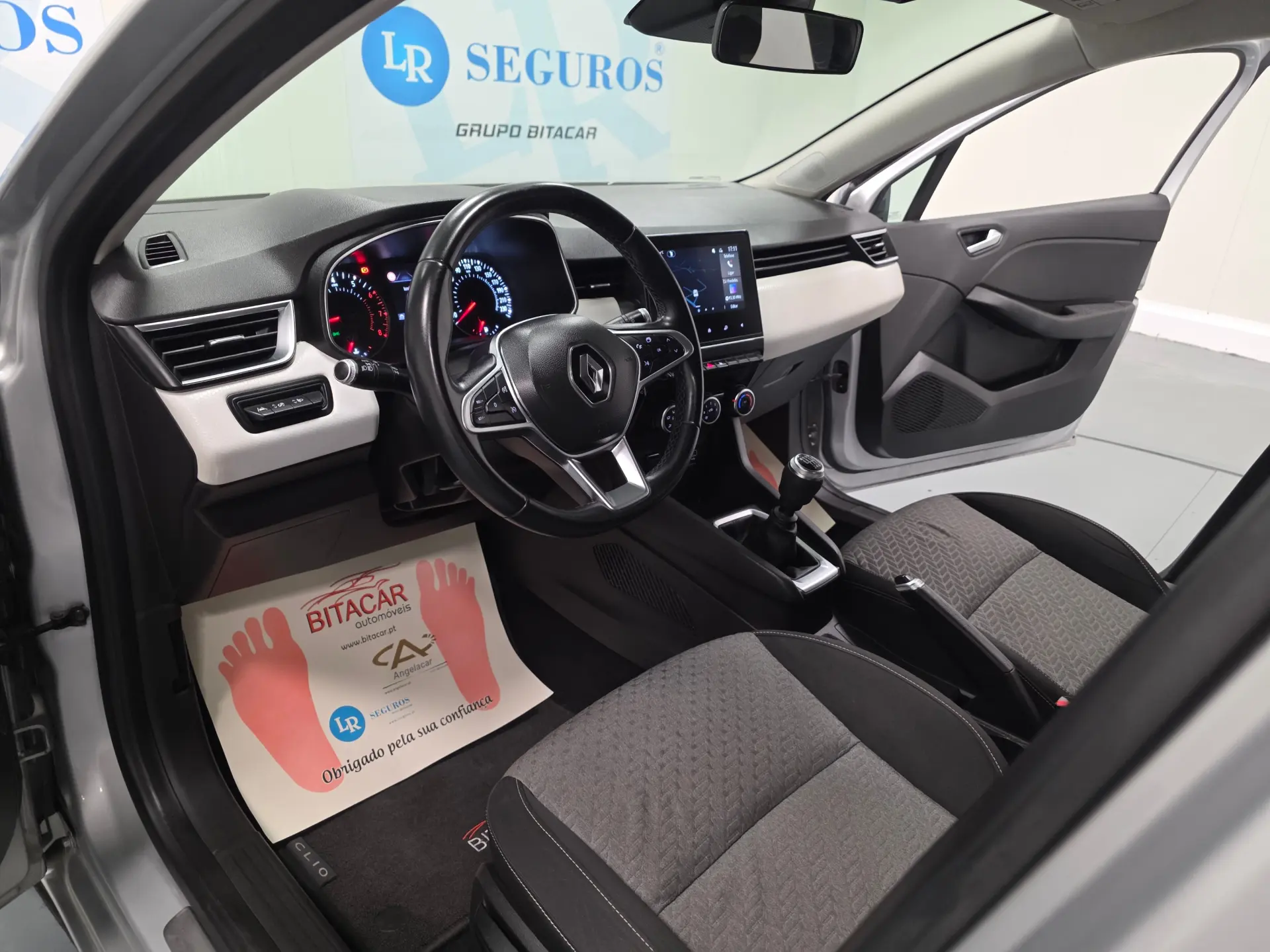 Renault Clio 1.0 TCE LIMITED 92