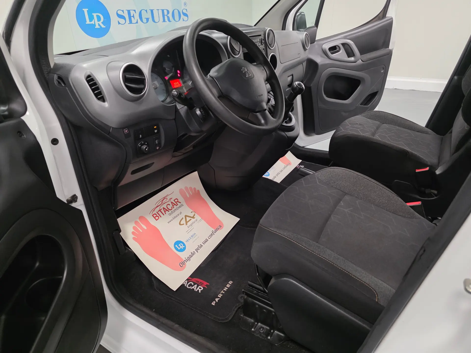 Peugeot Partner TEPEE 1.6 BLUEHDI 5 LUGARES 83