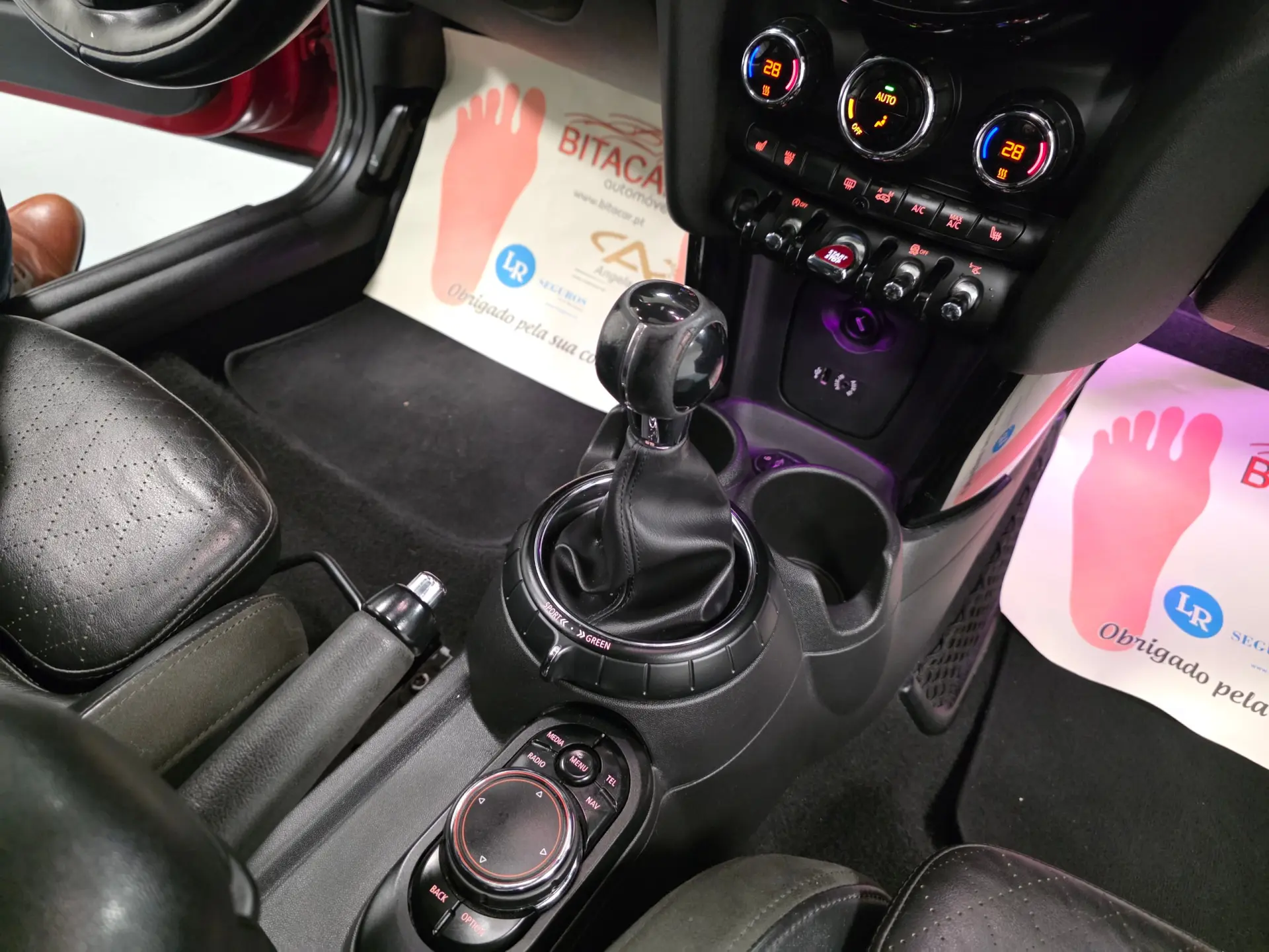 MINI 3 Portas Cooper D 107