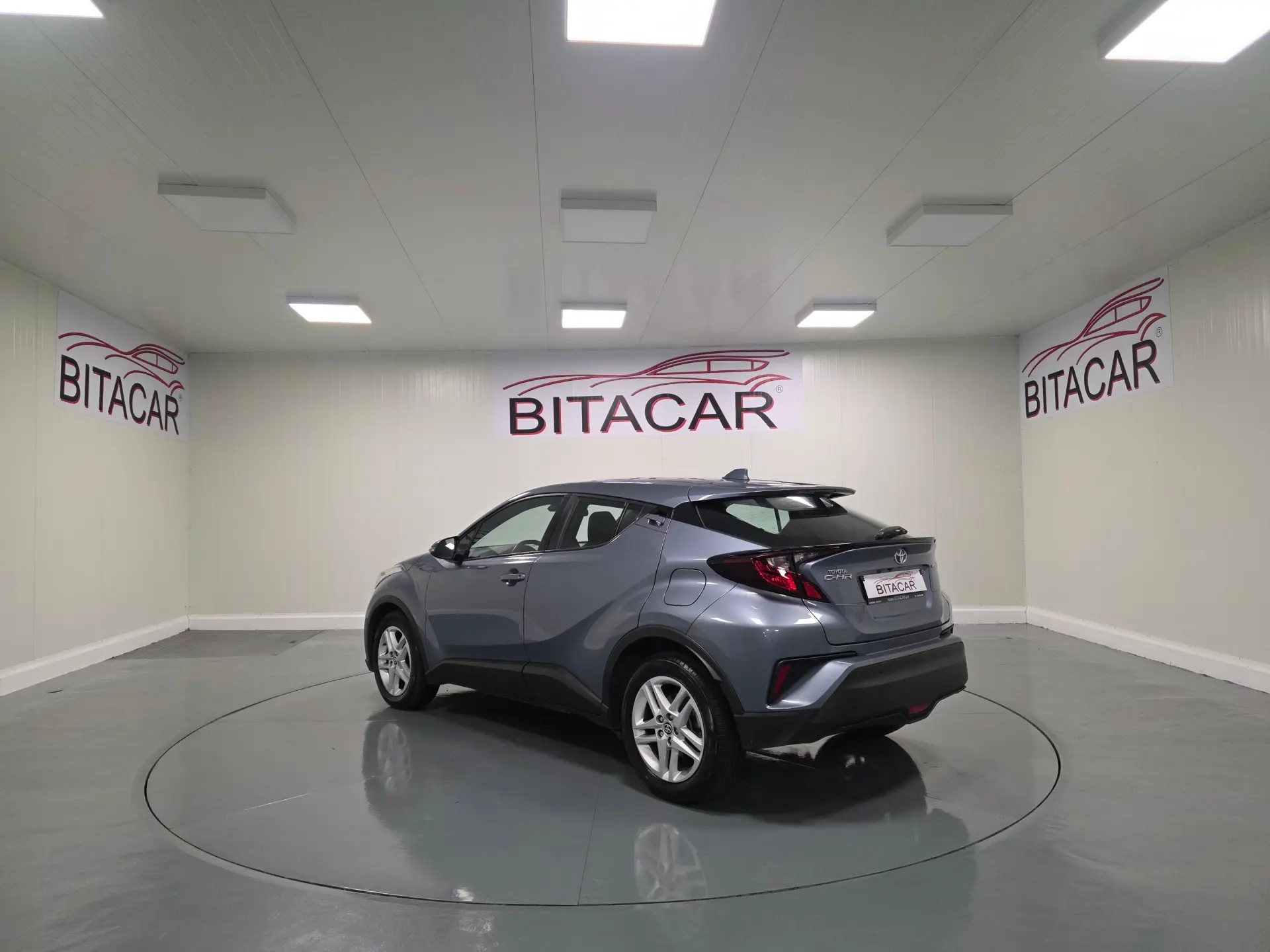 Toyota C-HR 1.8 Hybrid Comfort 13