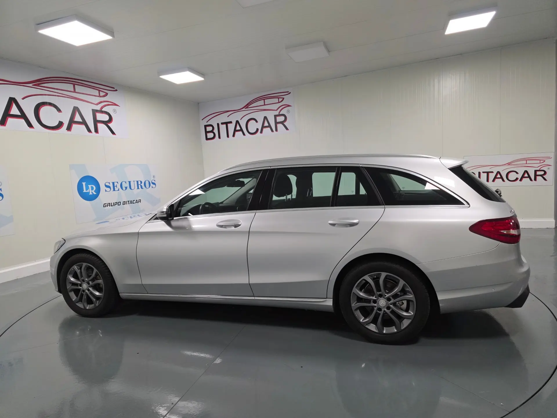 Mercedes-Benz C 200 D BLUETEC STATION 18